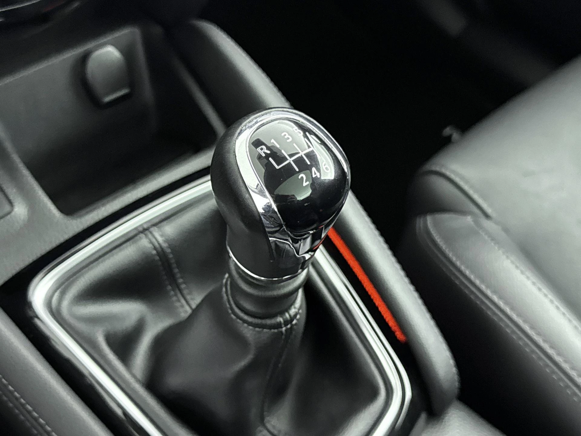 Nissan-QASHQAI-image-13