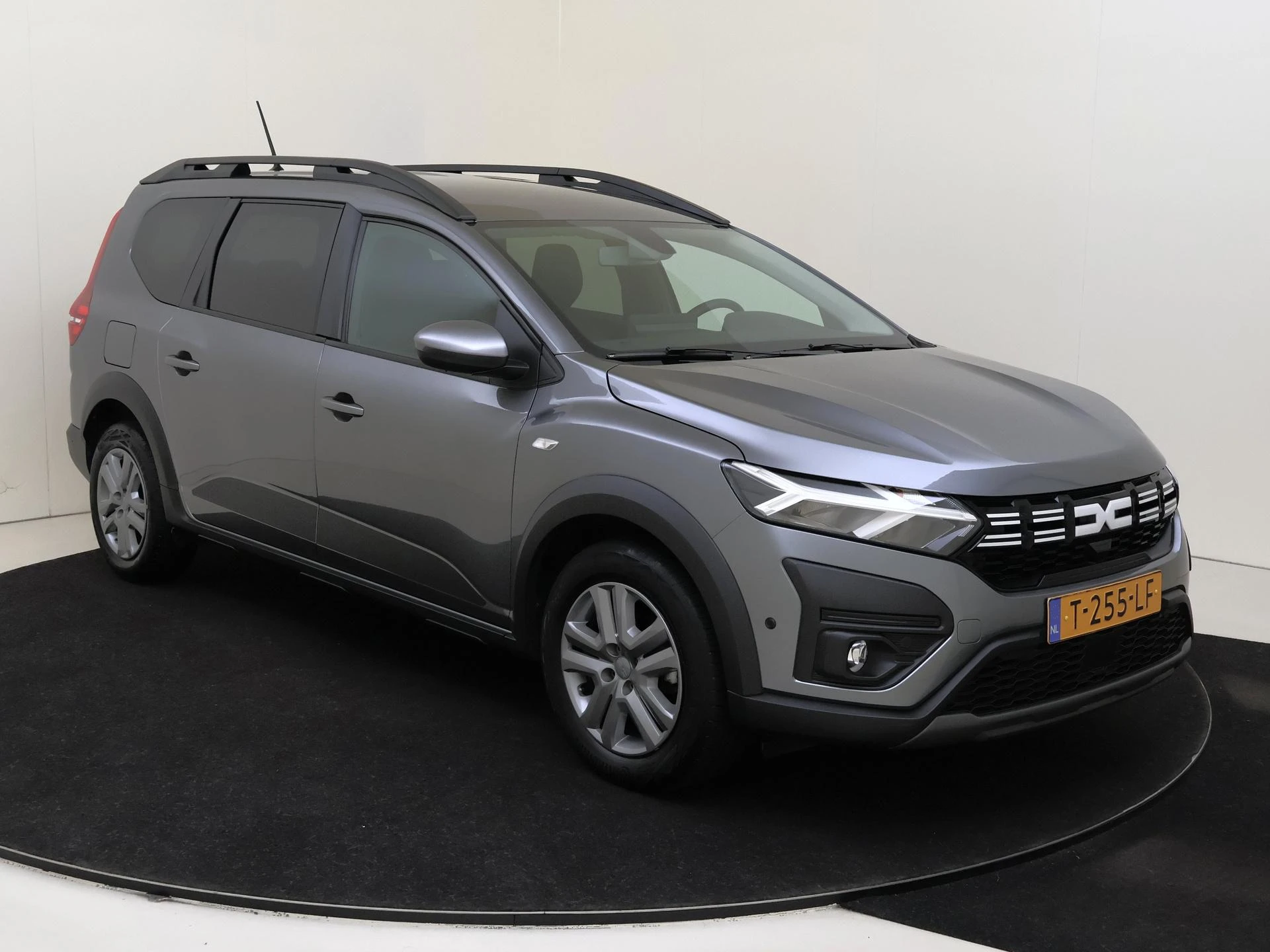 Dacia-Jogger-image-1