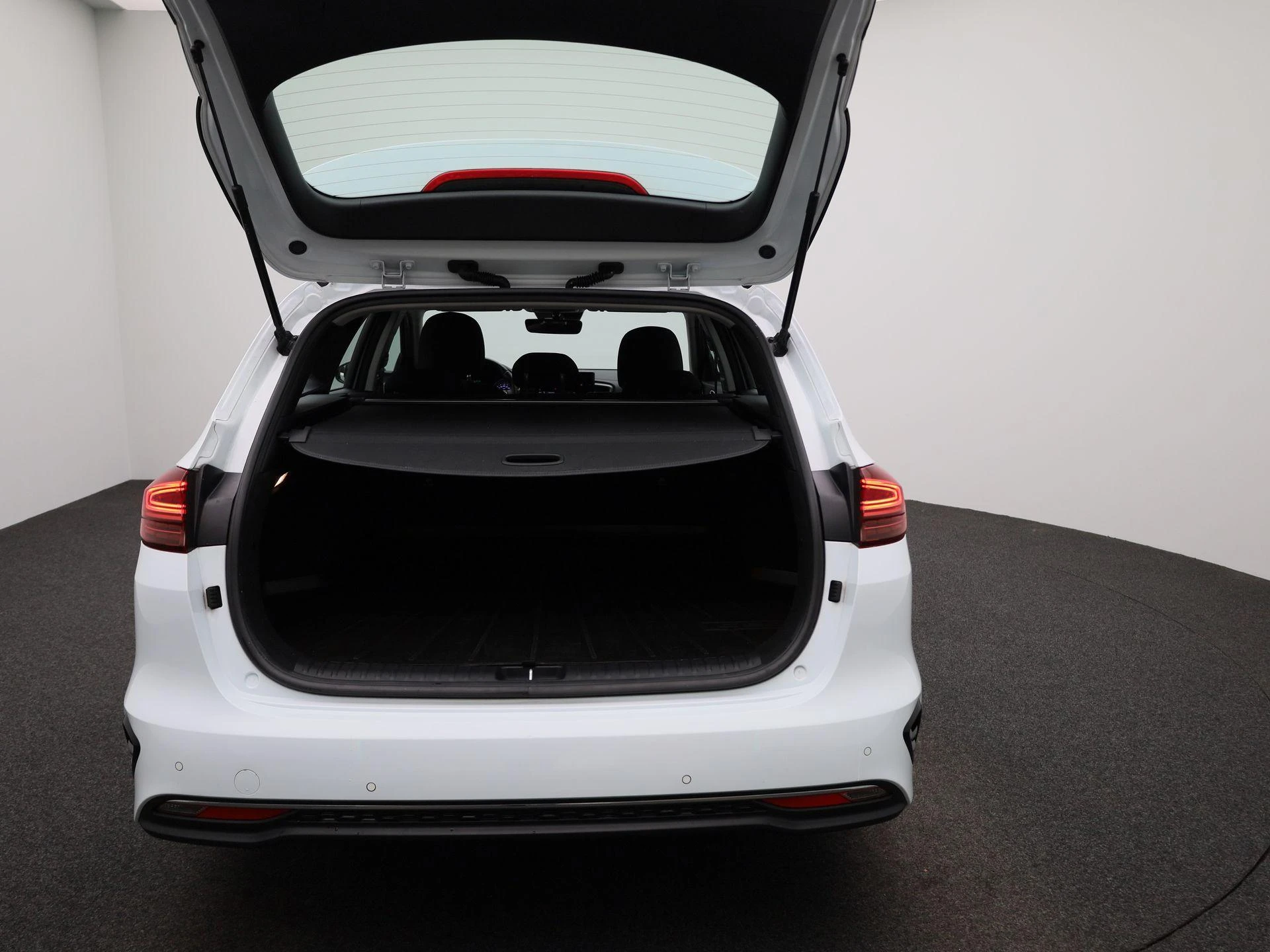 Kia-Ceed Sportswagon-image-10