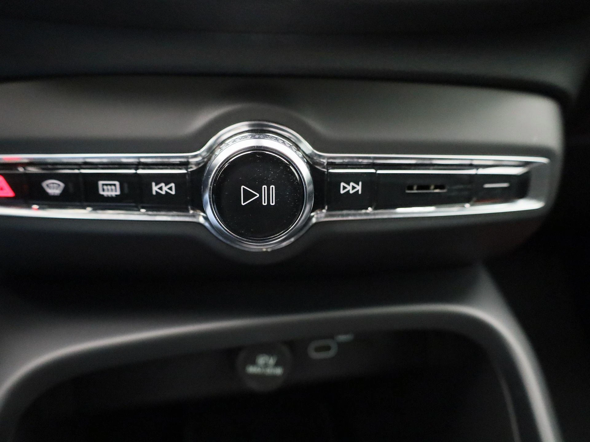 Volvo-XC40-image-20