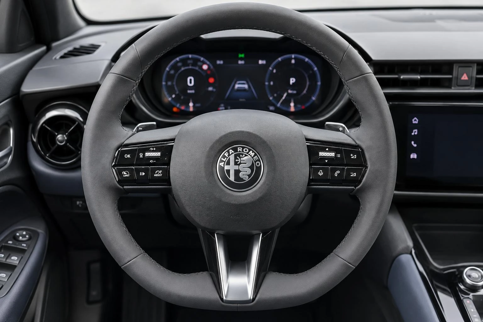 Alfa Romeo-Junior-image-14