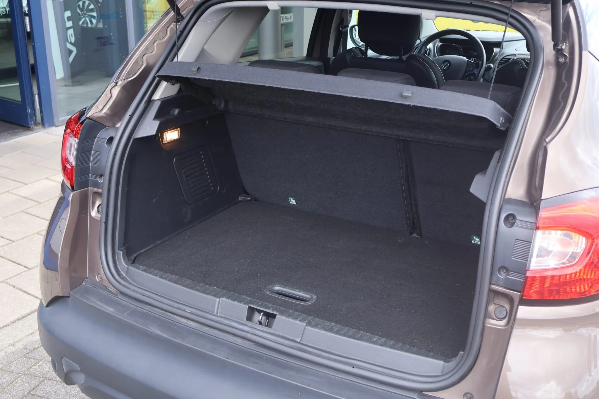 Renault-Captur-image-17