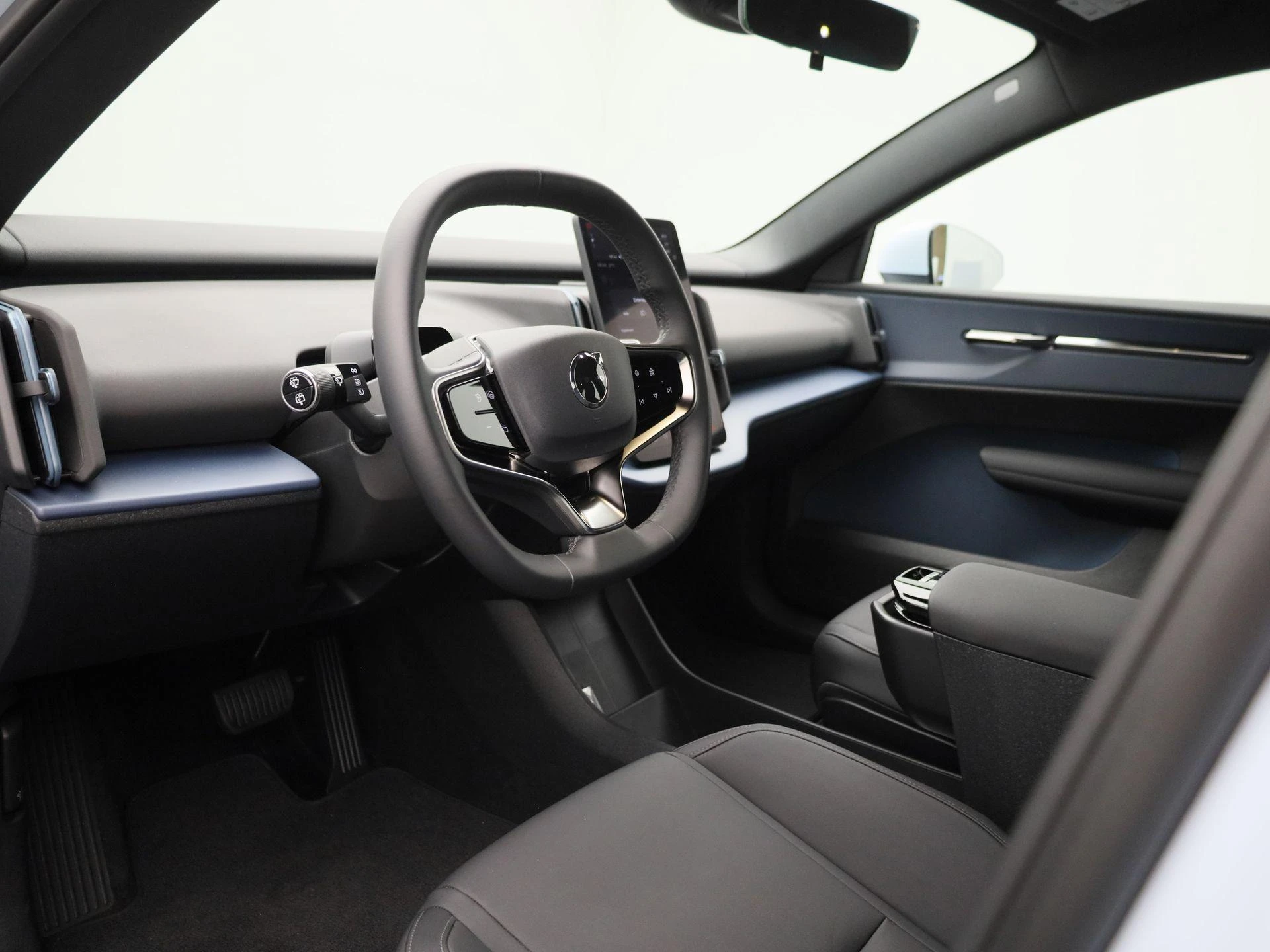 Volvo-EX30-image-26