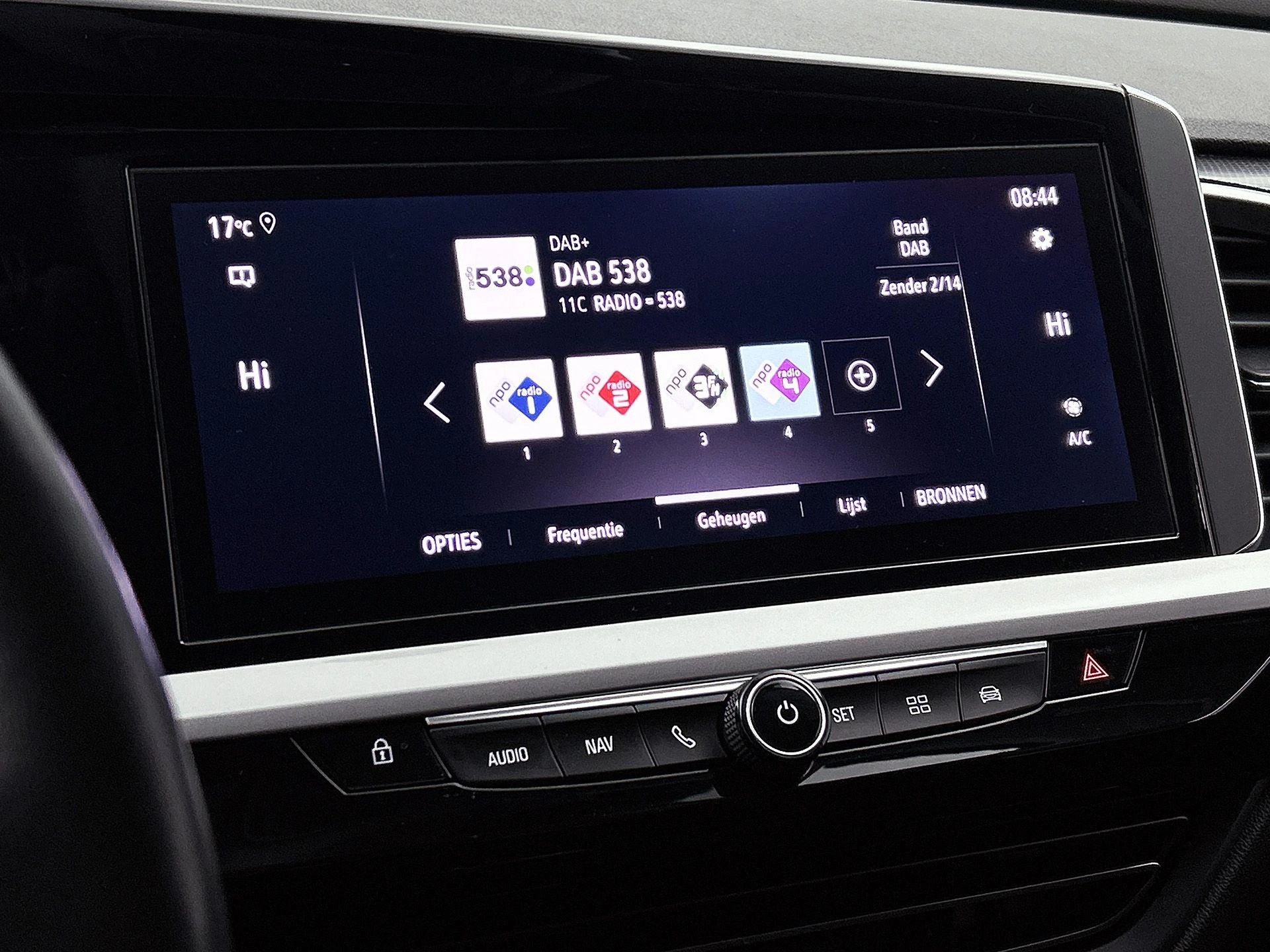 Opel-Grandland-image-6