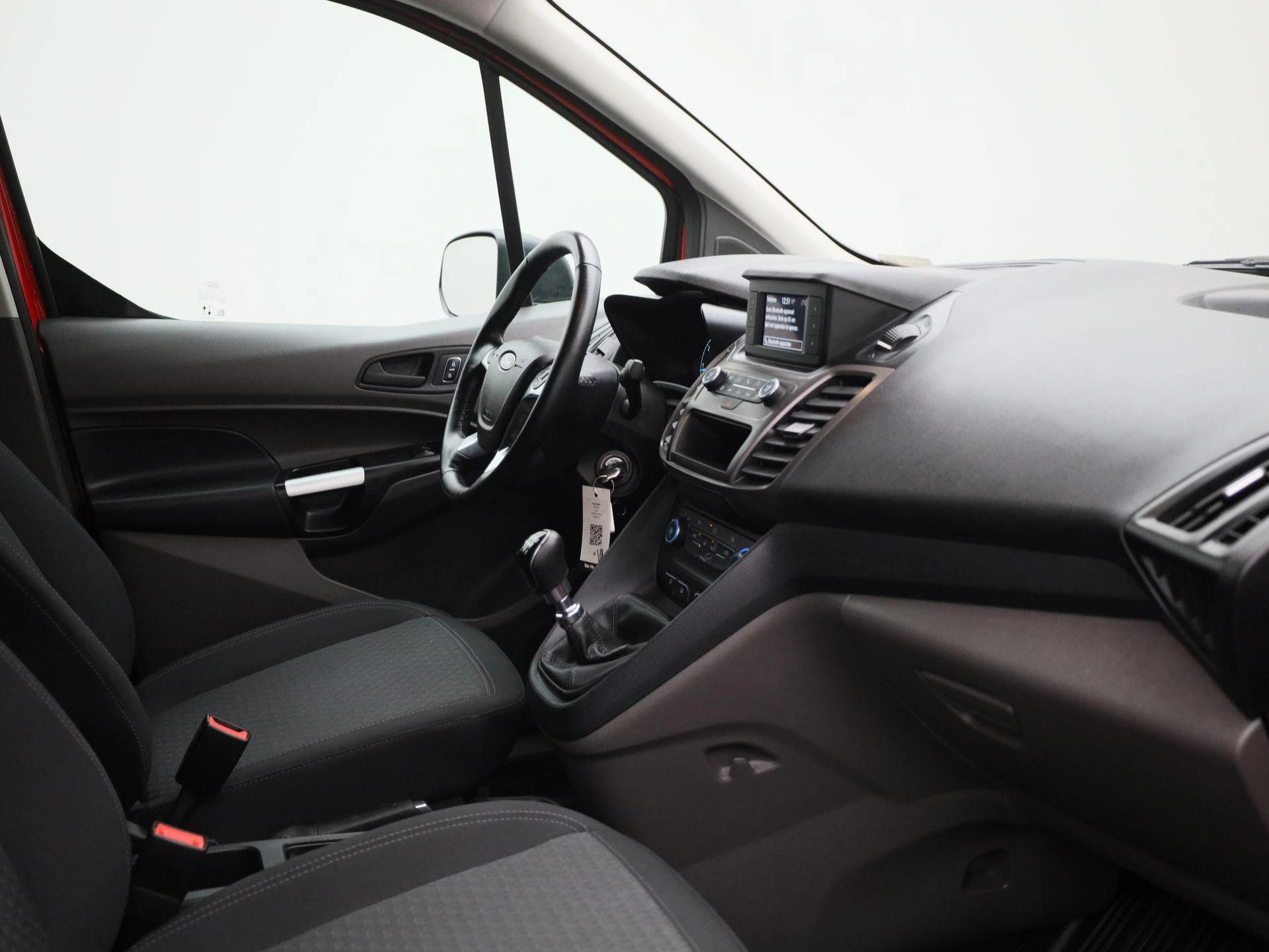 Ford-Transit Connect-image-28