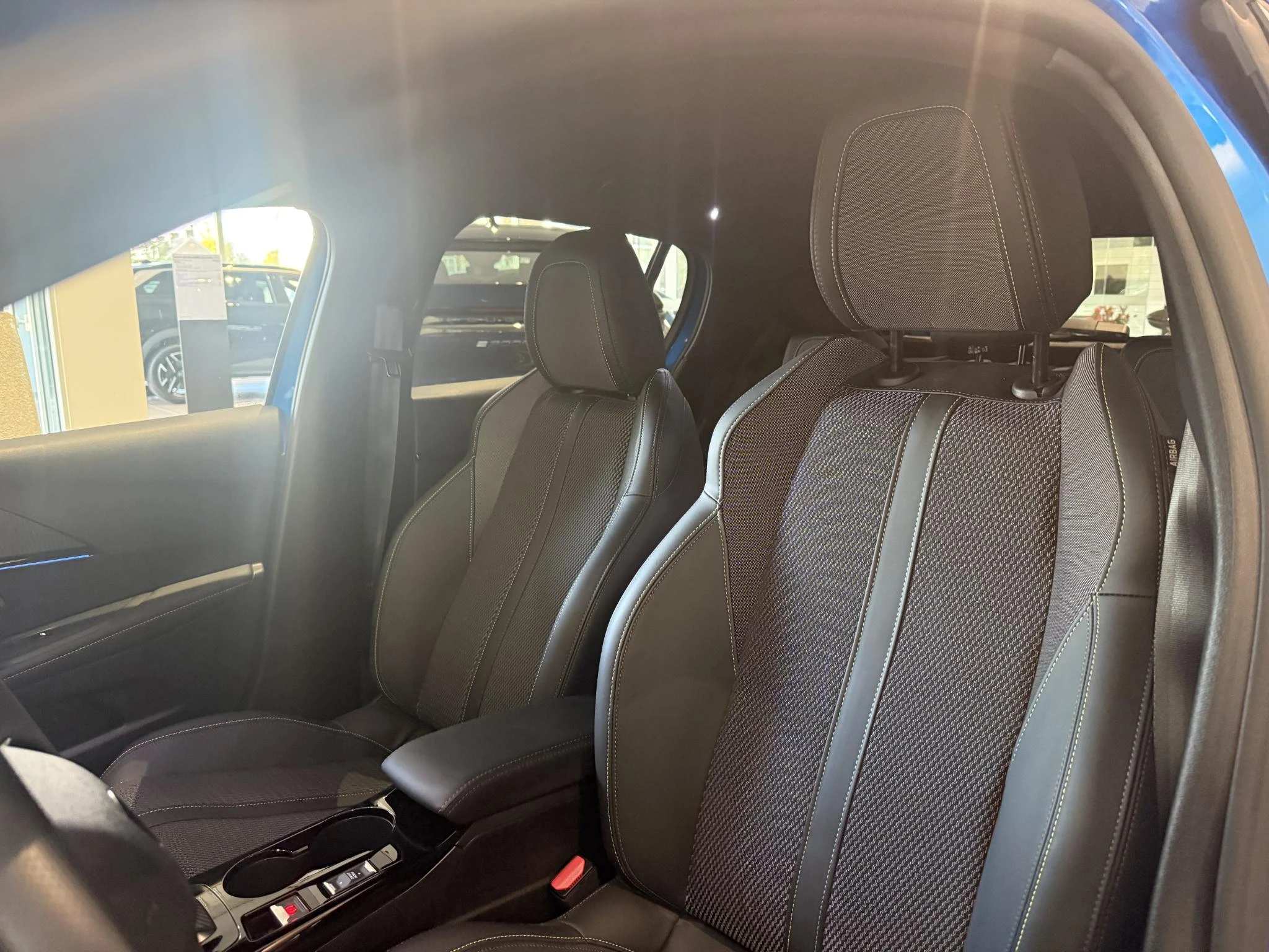 Peugeot-208-image-7