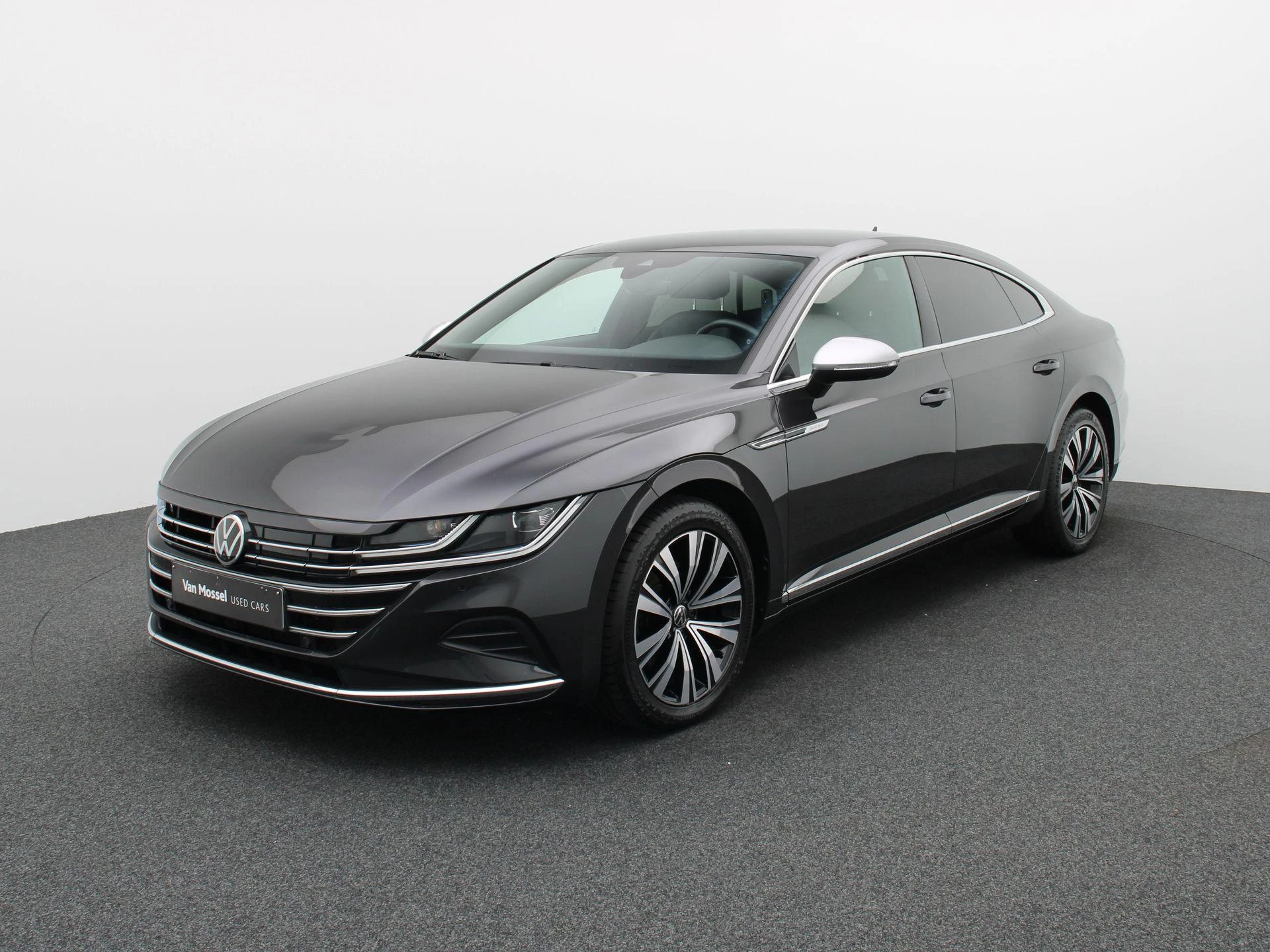 Volkswagen-Arteon-image-0