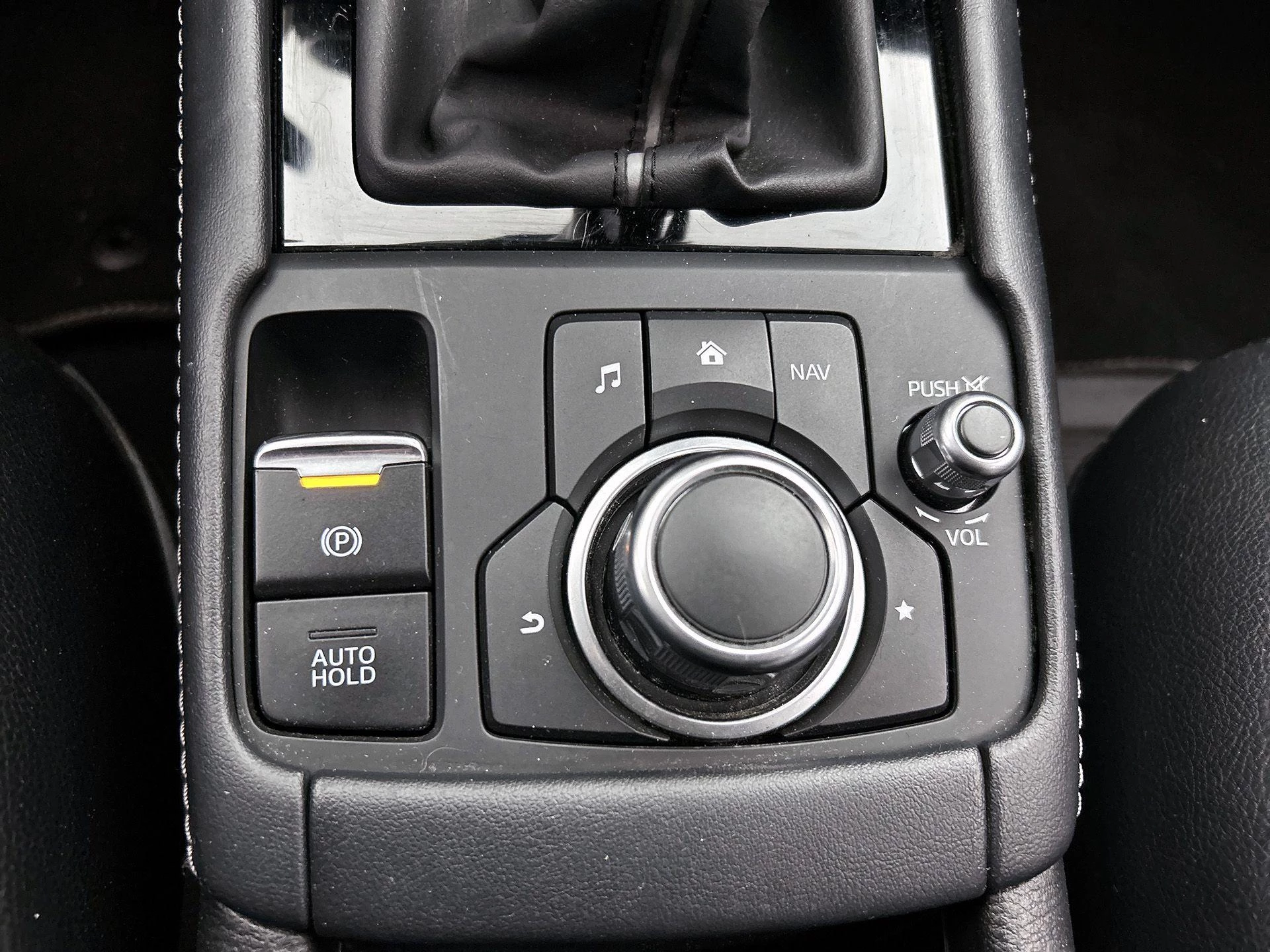 Mazda CX-3 2.0 SkyActiv-G 120 GT-M