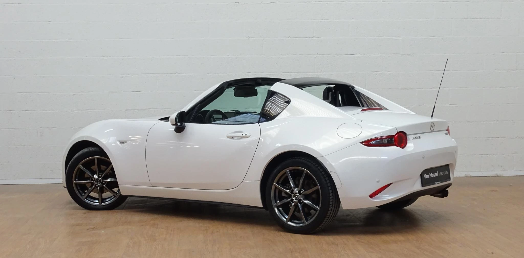 Mazda-MX-5-image-3
