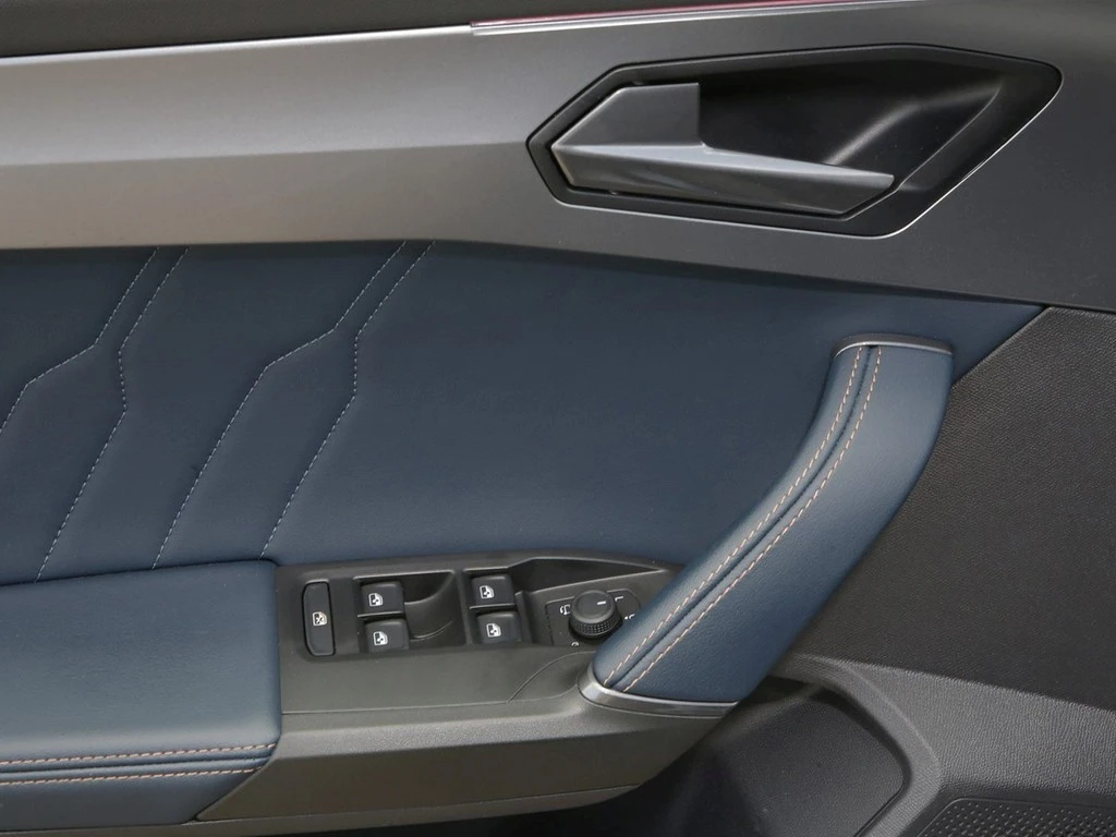 CUPRA Leon Sportstourer VZ 2.0 TSI 4Drive BEATS Pano Navi+VC ACC LED RFK+PDC SHZ