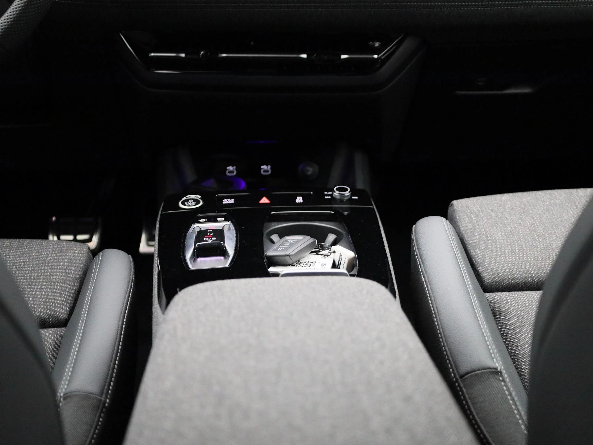 Audi-Q6 e-tron-image-9