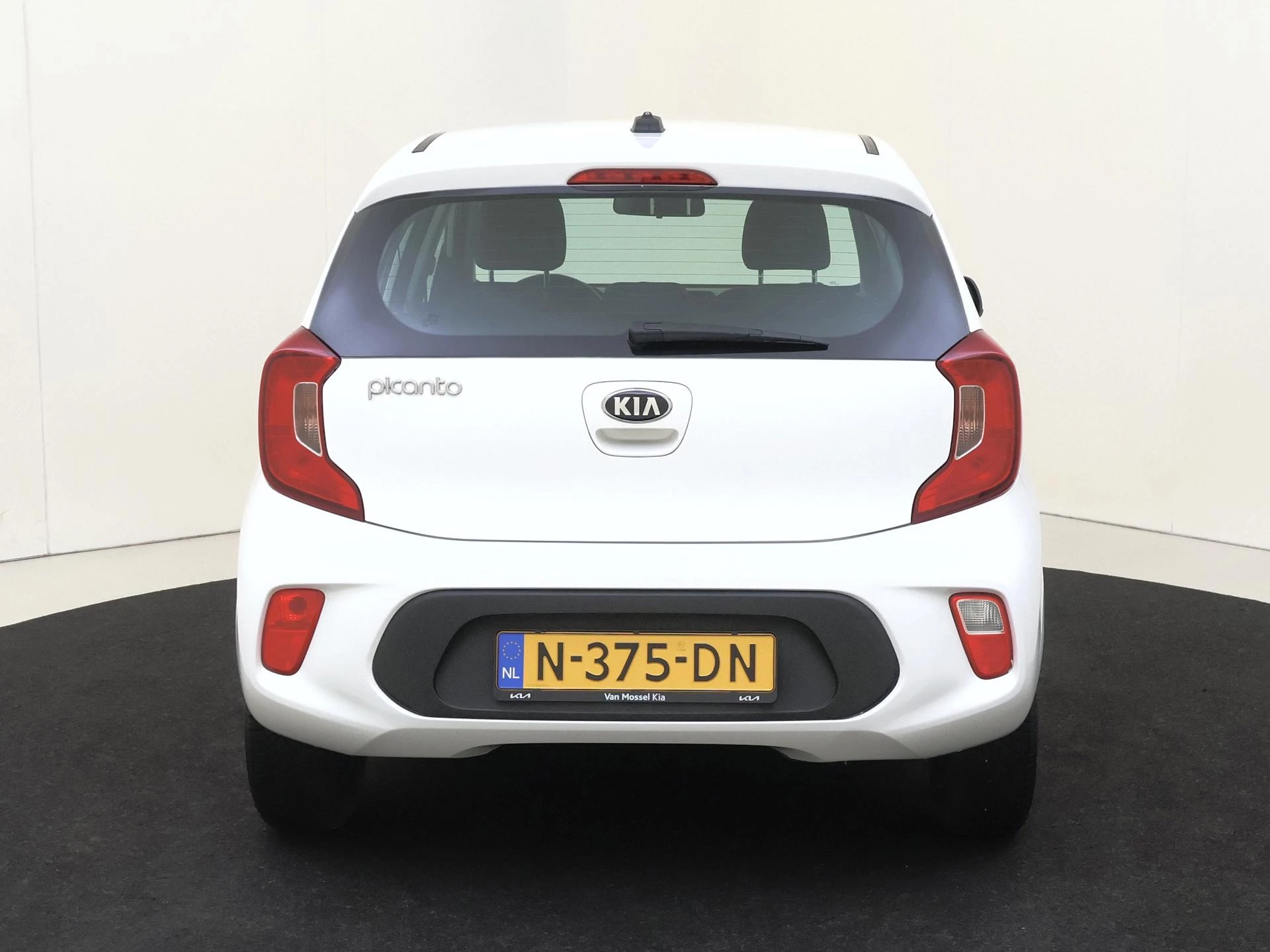 Kia-Picanto-image-6