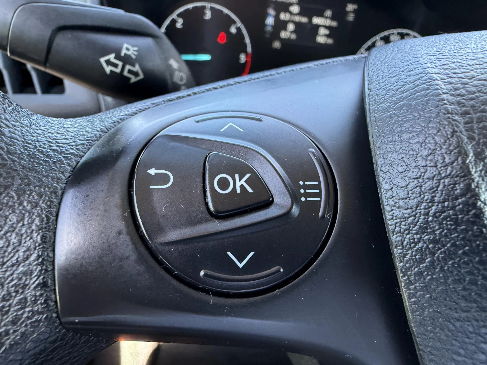 Ford-Transit Connect-image-19