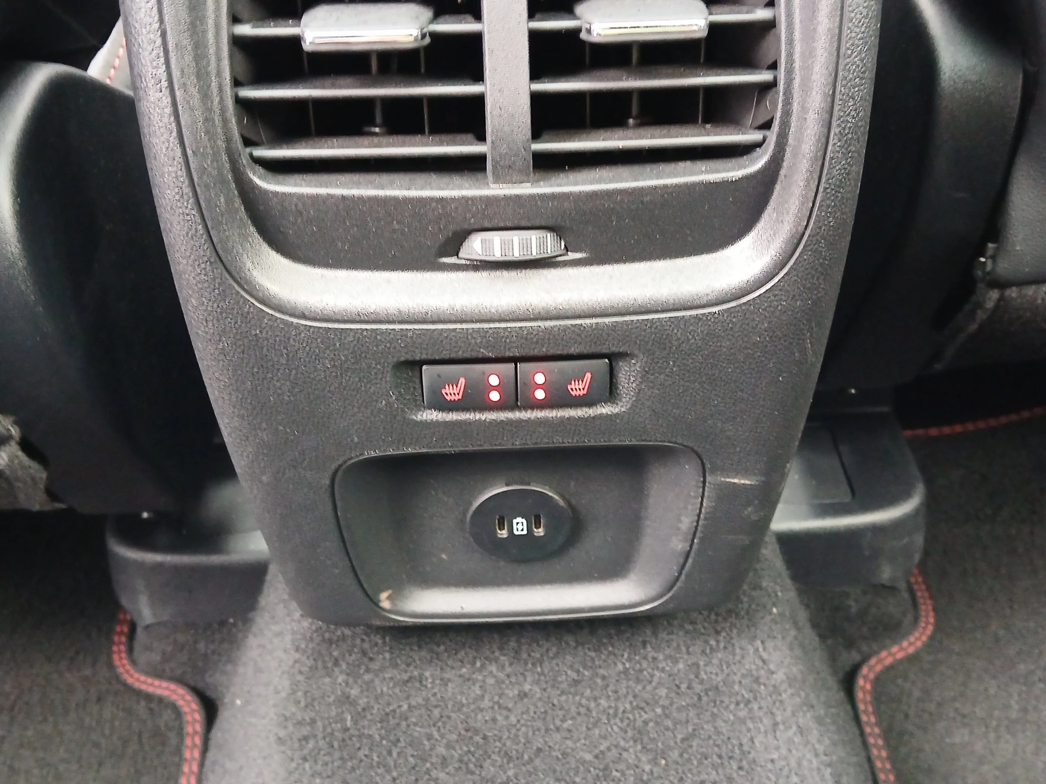Ford Kuga ST-Line X*PANO*AHK*LED-MATRIX*360GRAD*ACC*NAVI*SOUND-SYS.