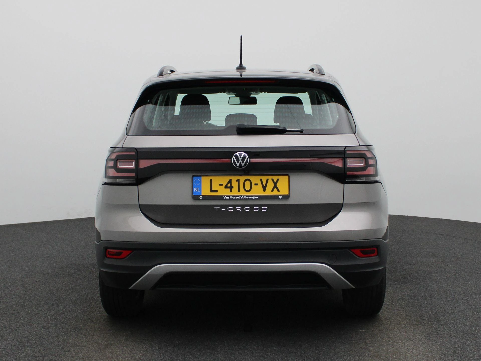 Volkswagen-T-Cross-image-4