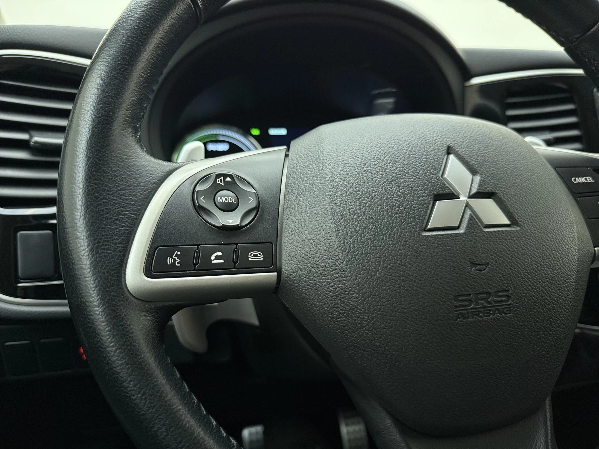 Mitsubishi-Outlander-image-11