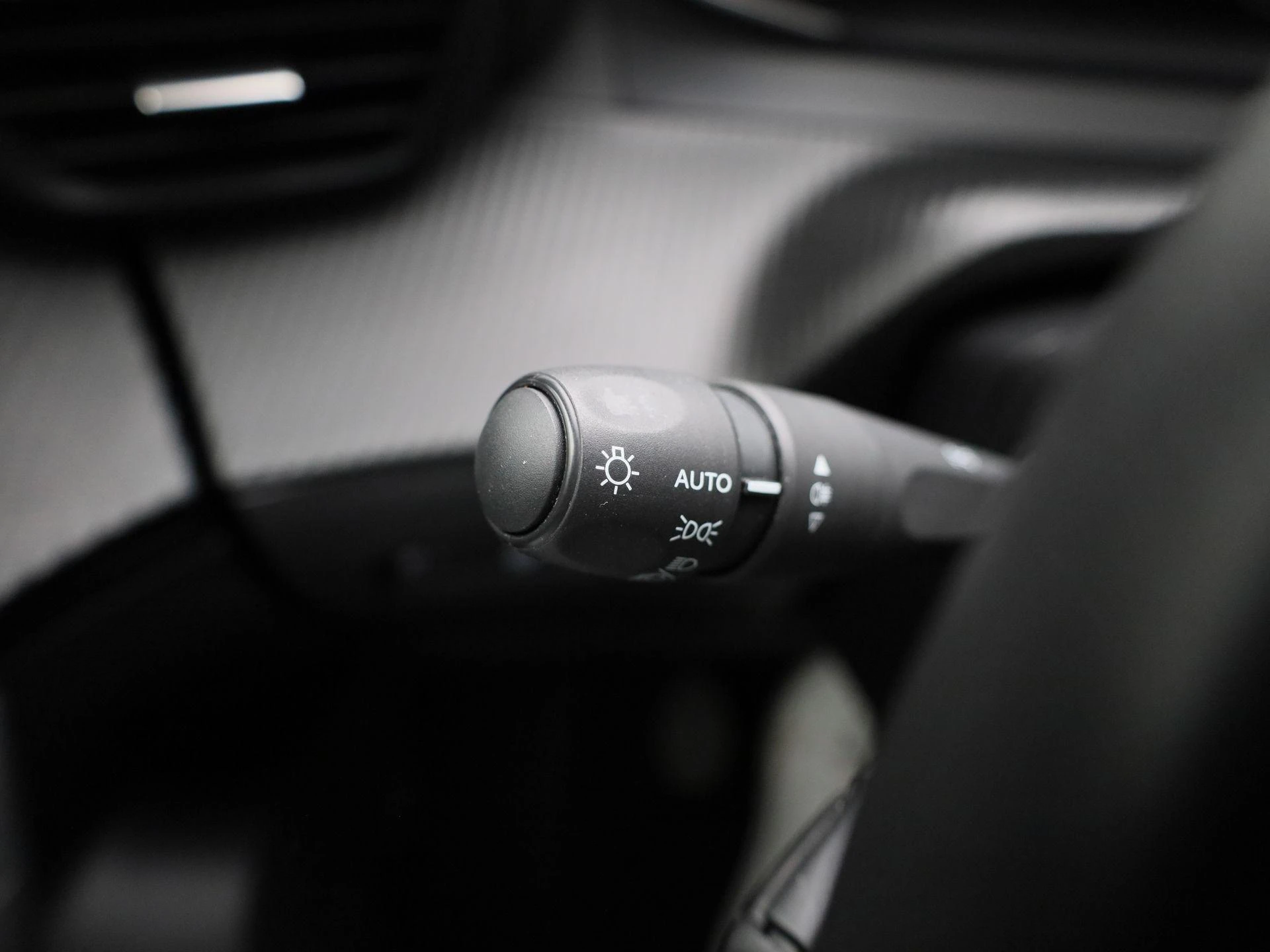 Peugeot-2008-image-21
