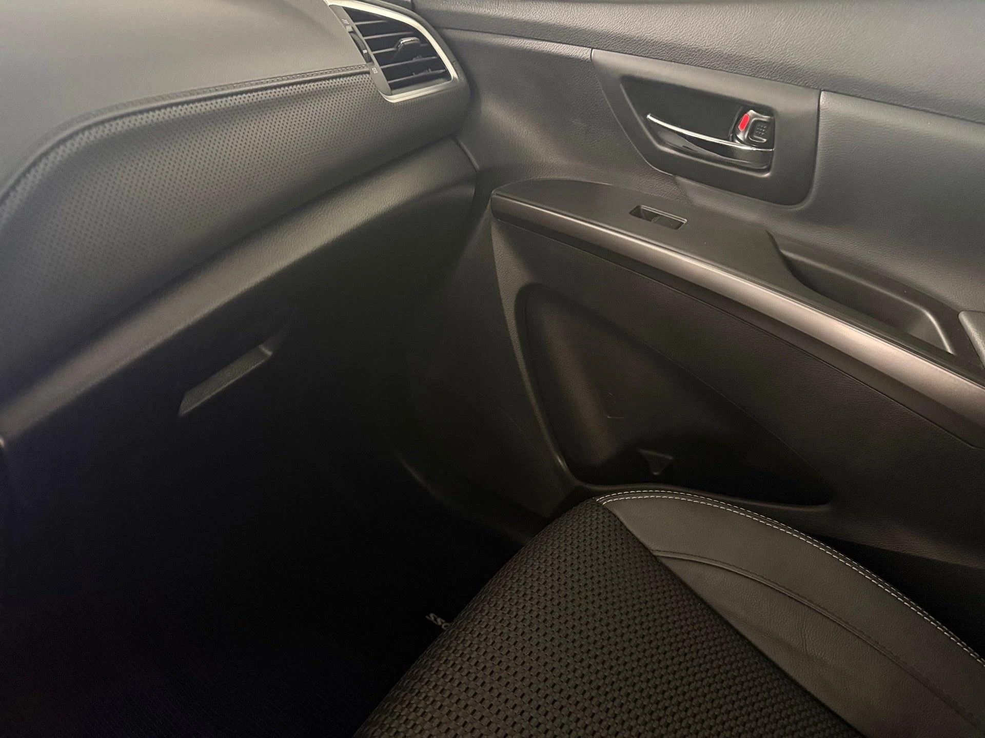 Suzuki-S-Cross-image-8