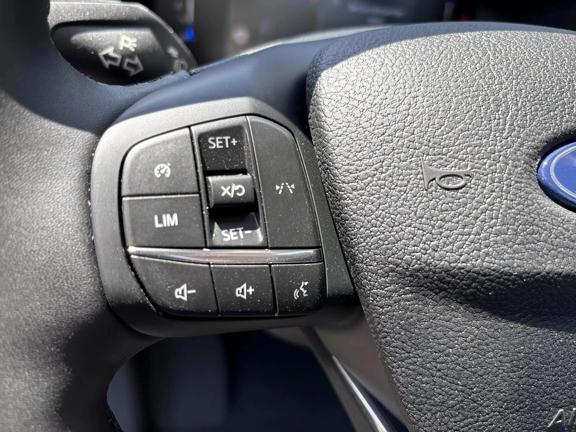 Ford Transit 350L 165ch A10 RWD|Trend|Open laadbak|sleep 3.5T