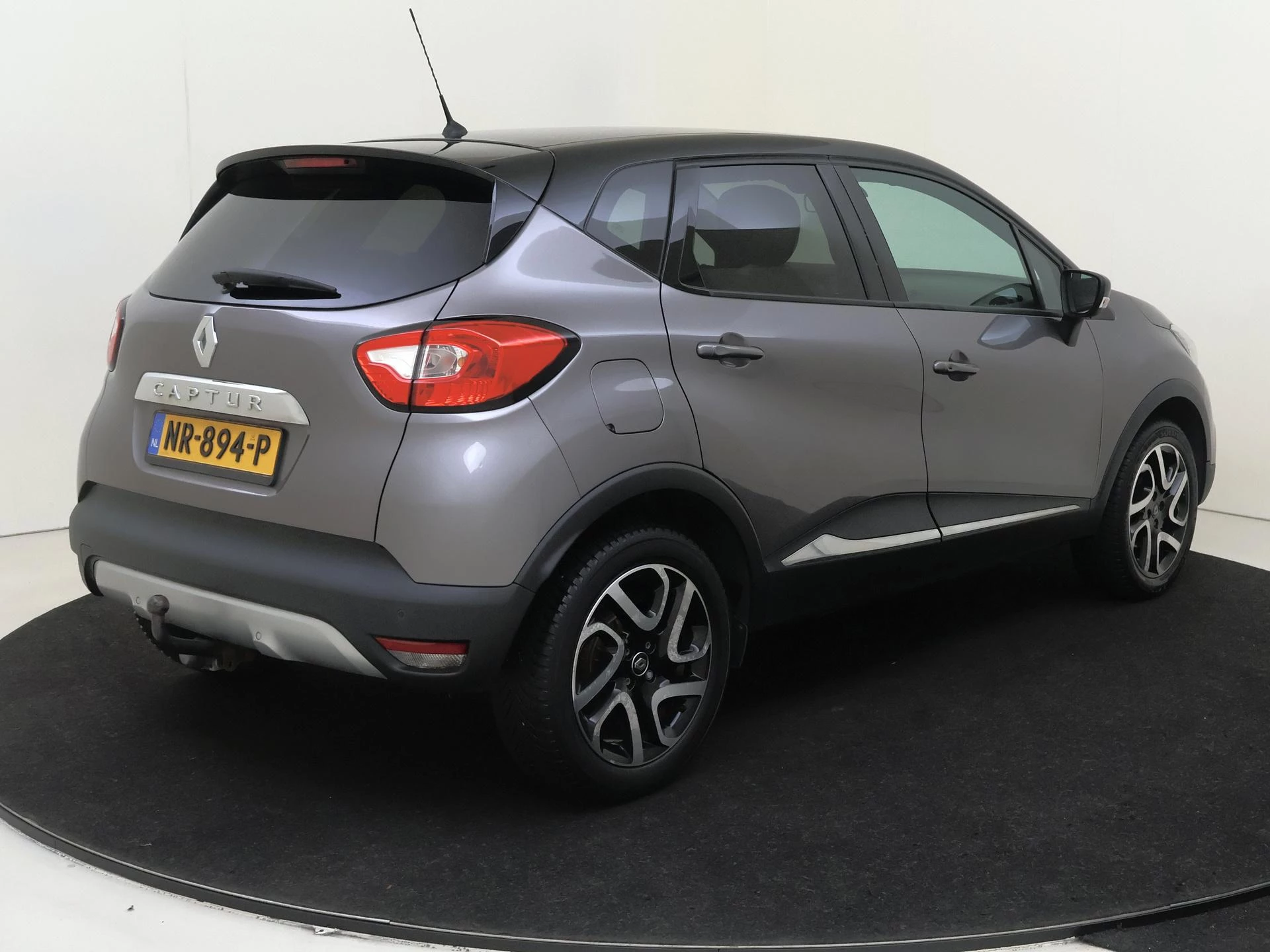 Renault-Captur-image-3