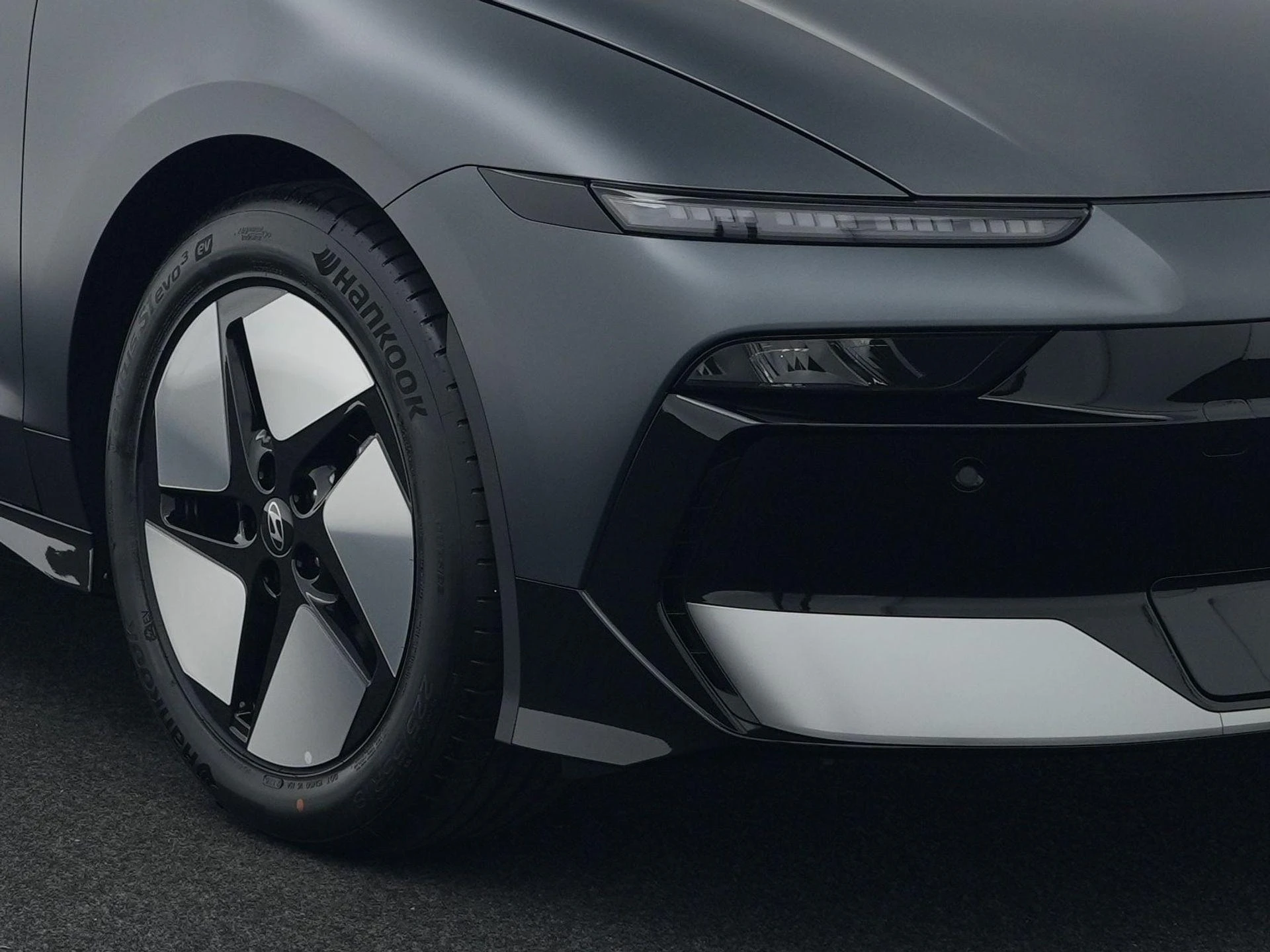 Hyundai-IONIQ 6-image-11