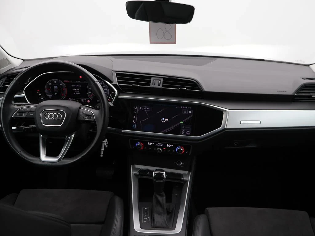 Audi-Q3-image-12