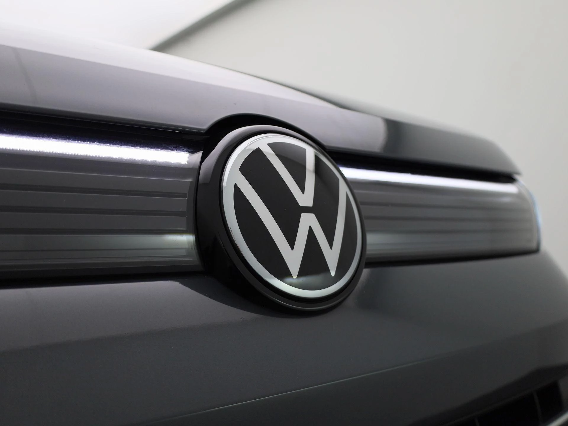 Volkswagen-Tiguan-image-38