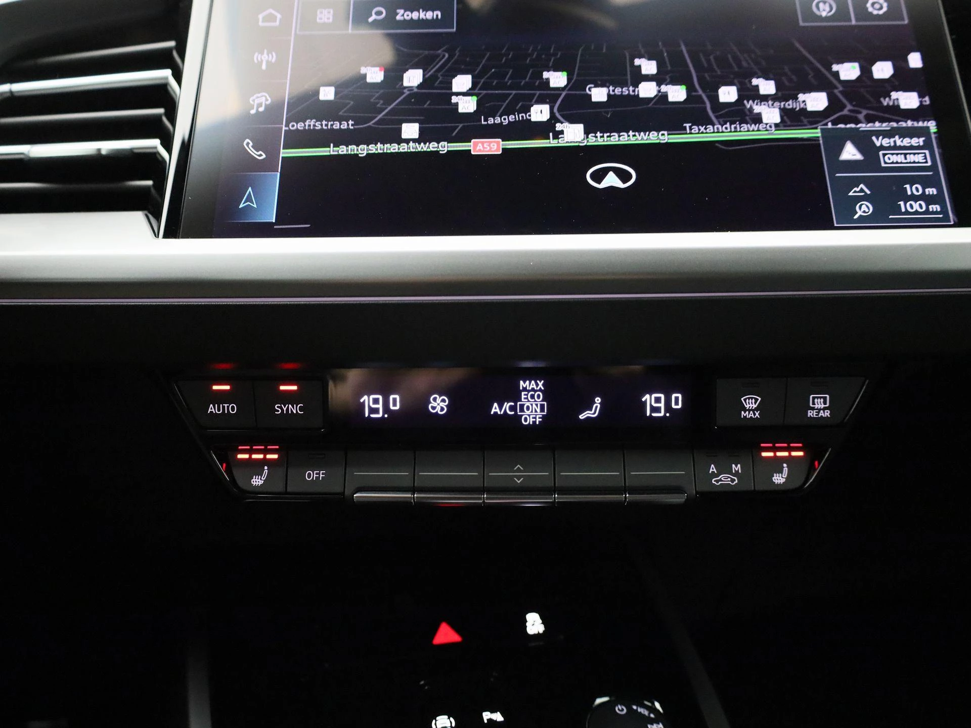 Audi-Q4 e-tron-image-16