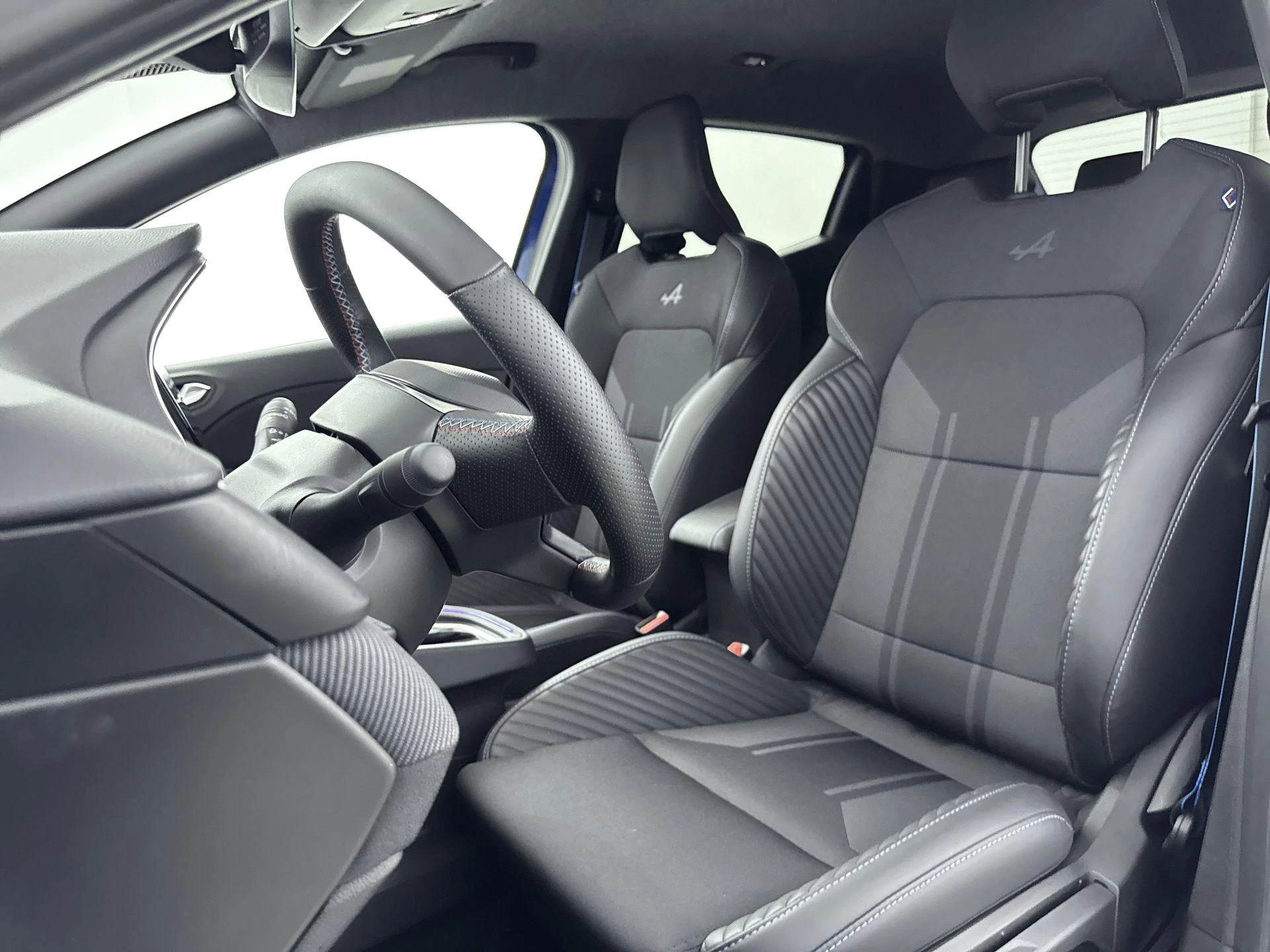 Renault-Clio-image-21