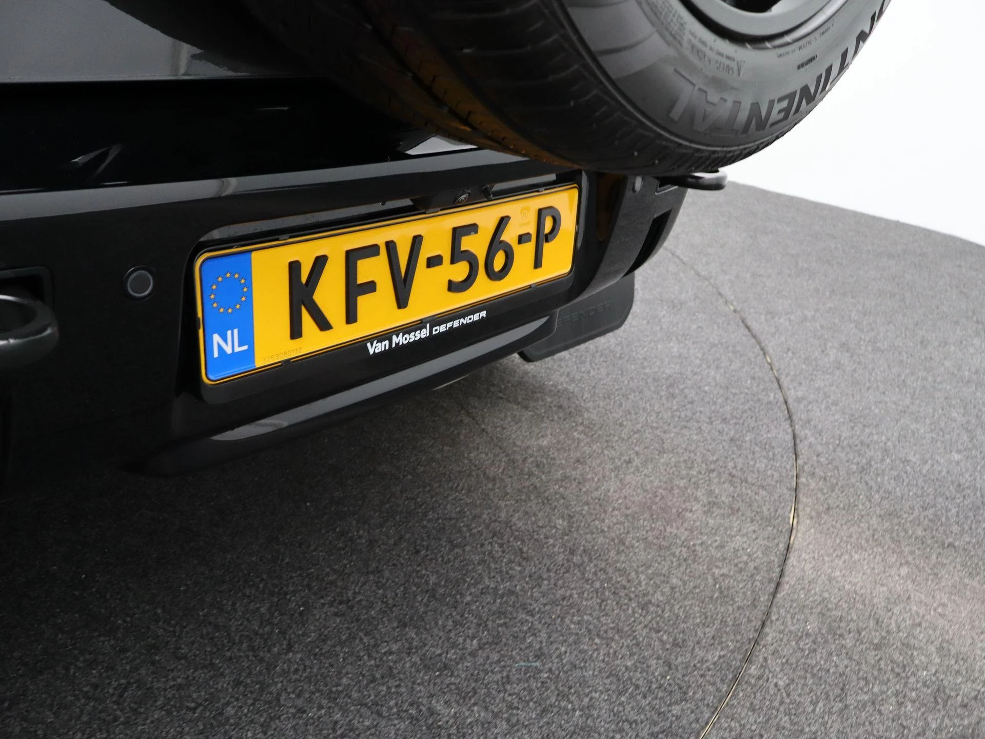 Land Rover Defender 110 2.0 P300e 110 Dynamic Edition
