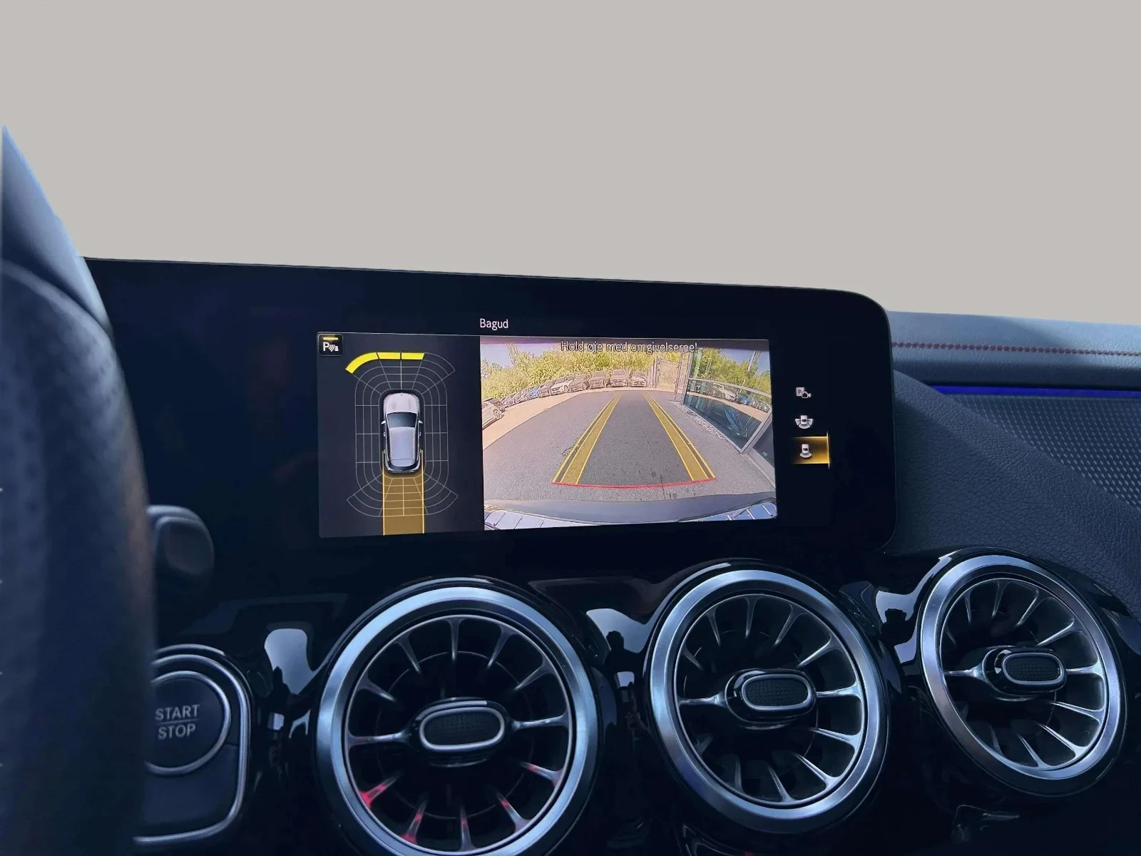 Mercedes-Benz-EQA-image-15