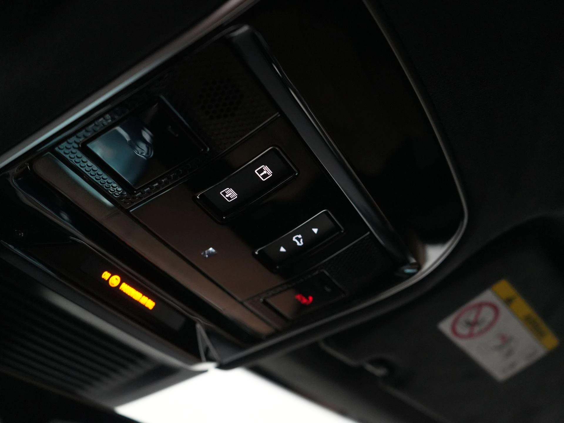 Land Rover-Range Rover Sport-image-40