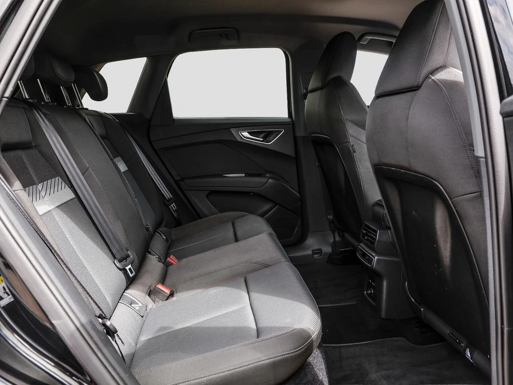 Audi-Q4 e-tron-image-9