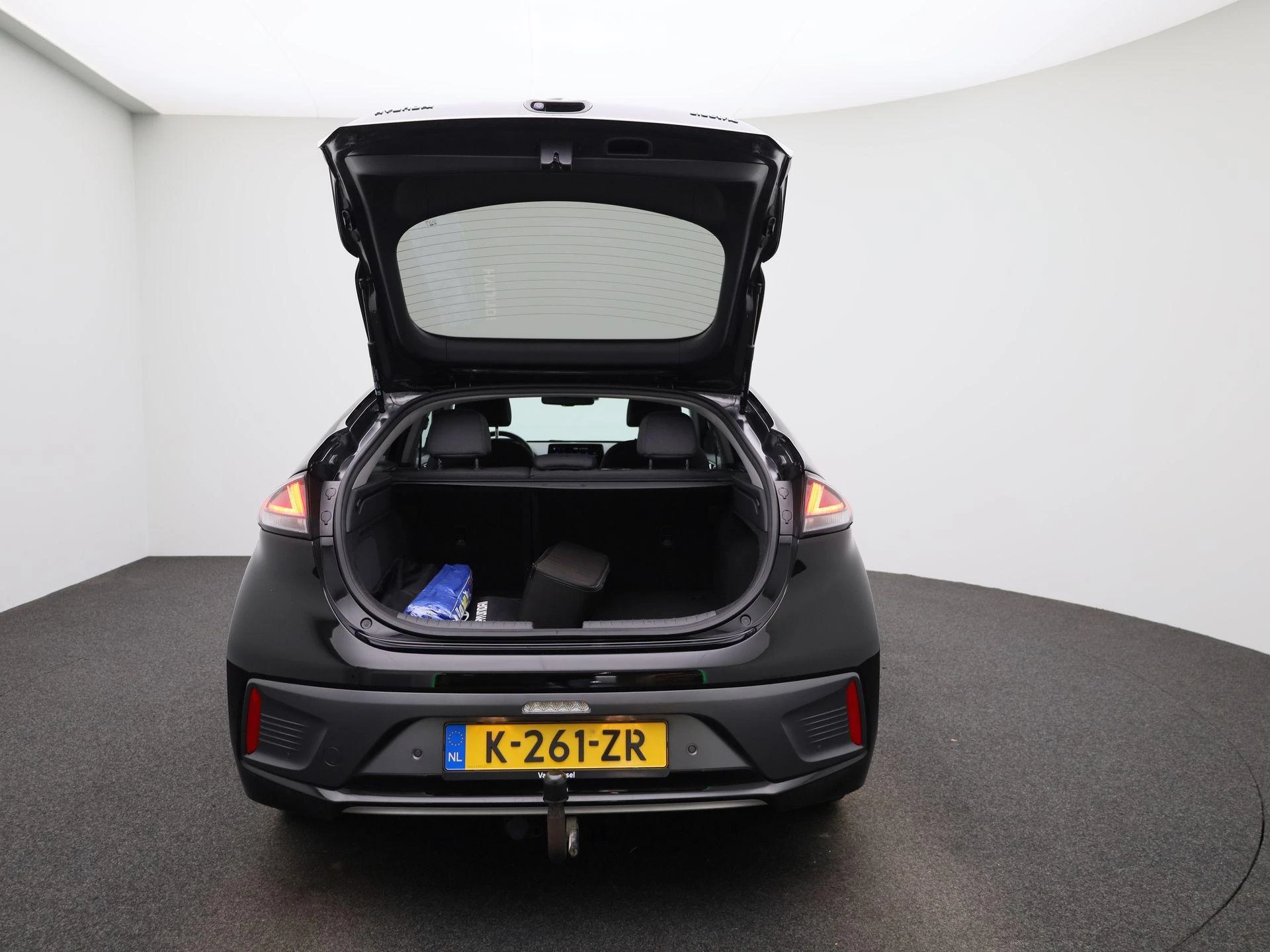 Hyundai-IONIQ-image-10