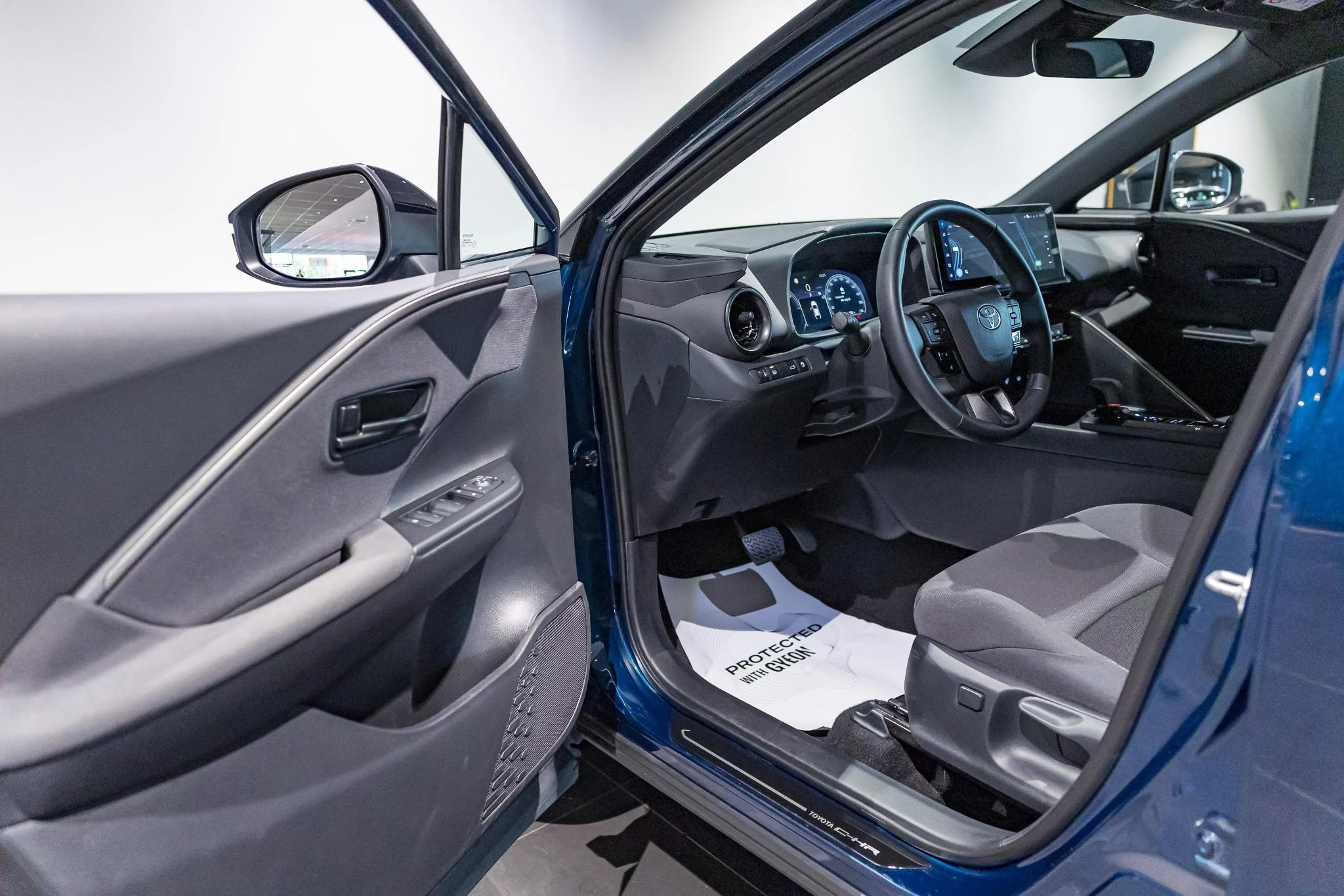Toyota-C-HR-image-19