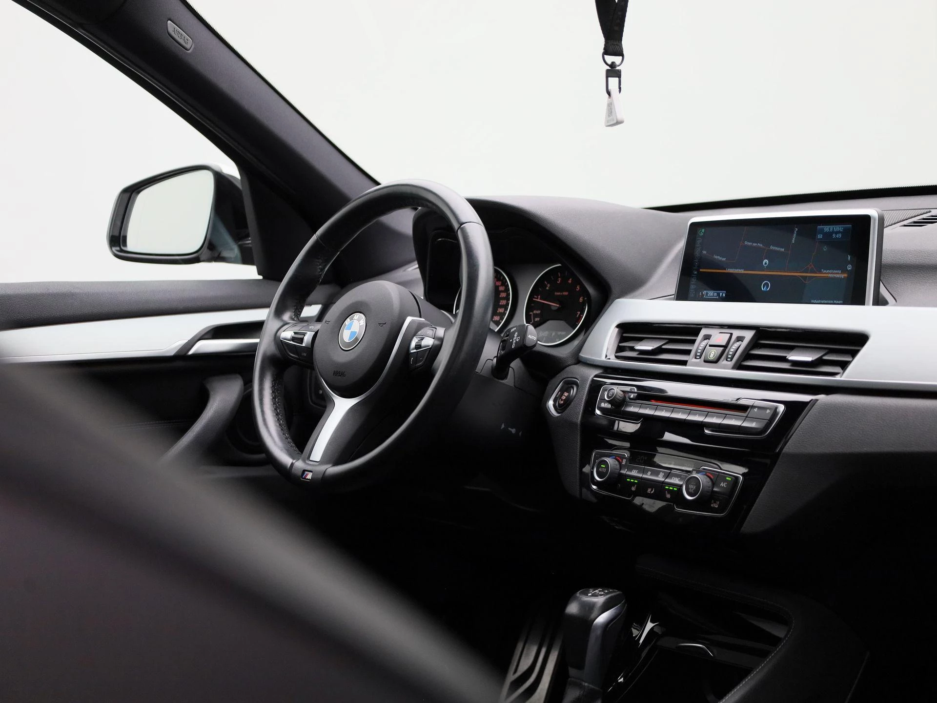 BMW-X1-image-37