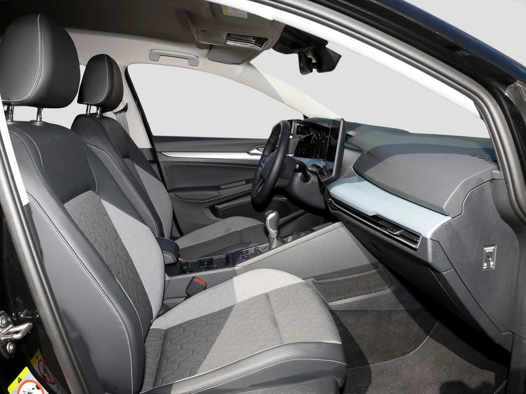 Volkswagen-Golf-image-6