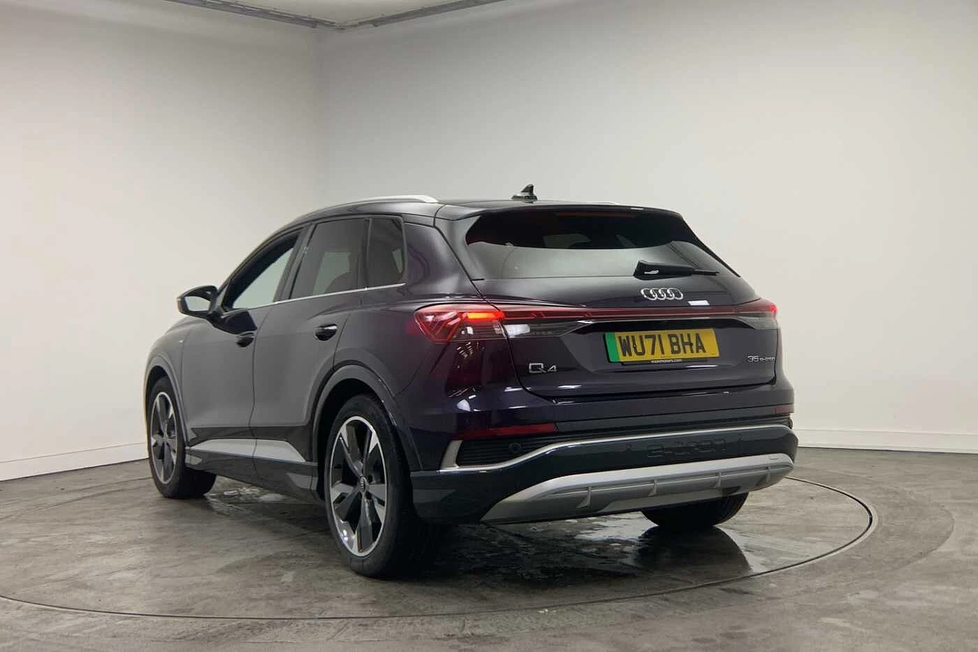 Audi-Q4 e-tron-image-2