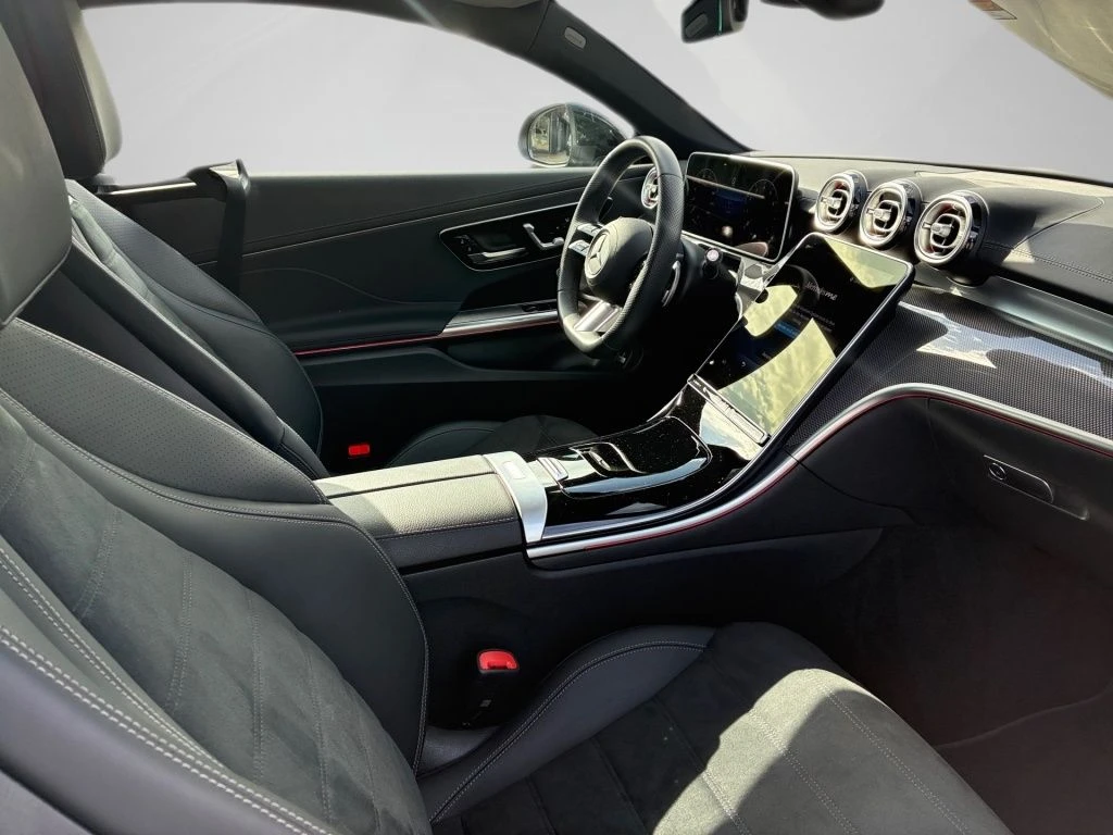 Mercedes-Benz-CLE 200-image-15