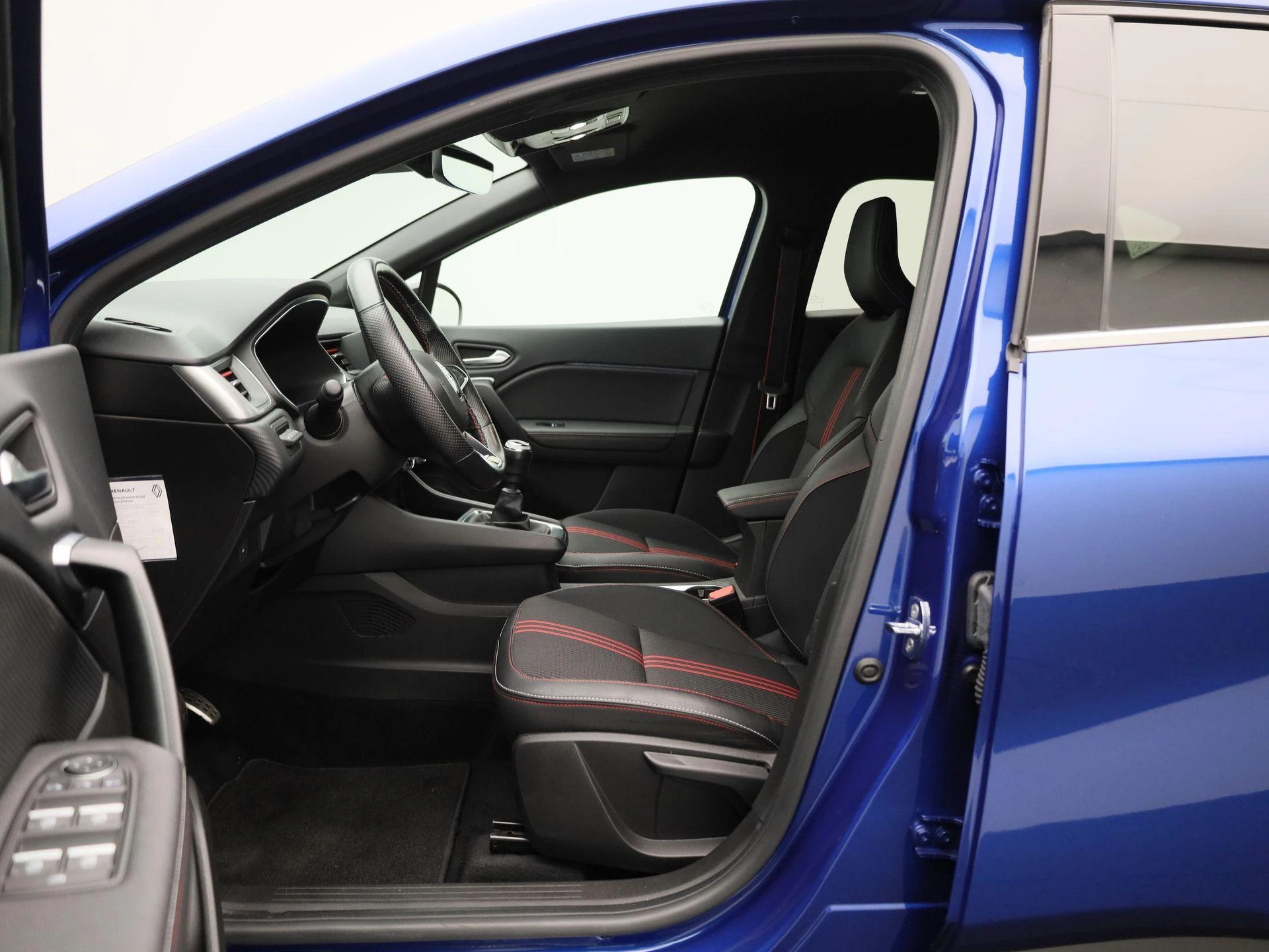 Renault-Captur-image-8