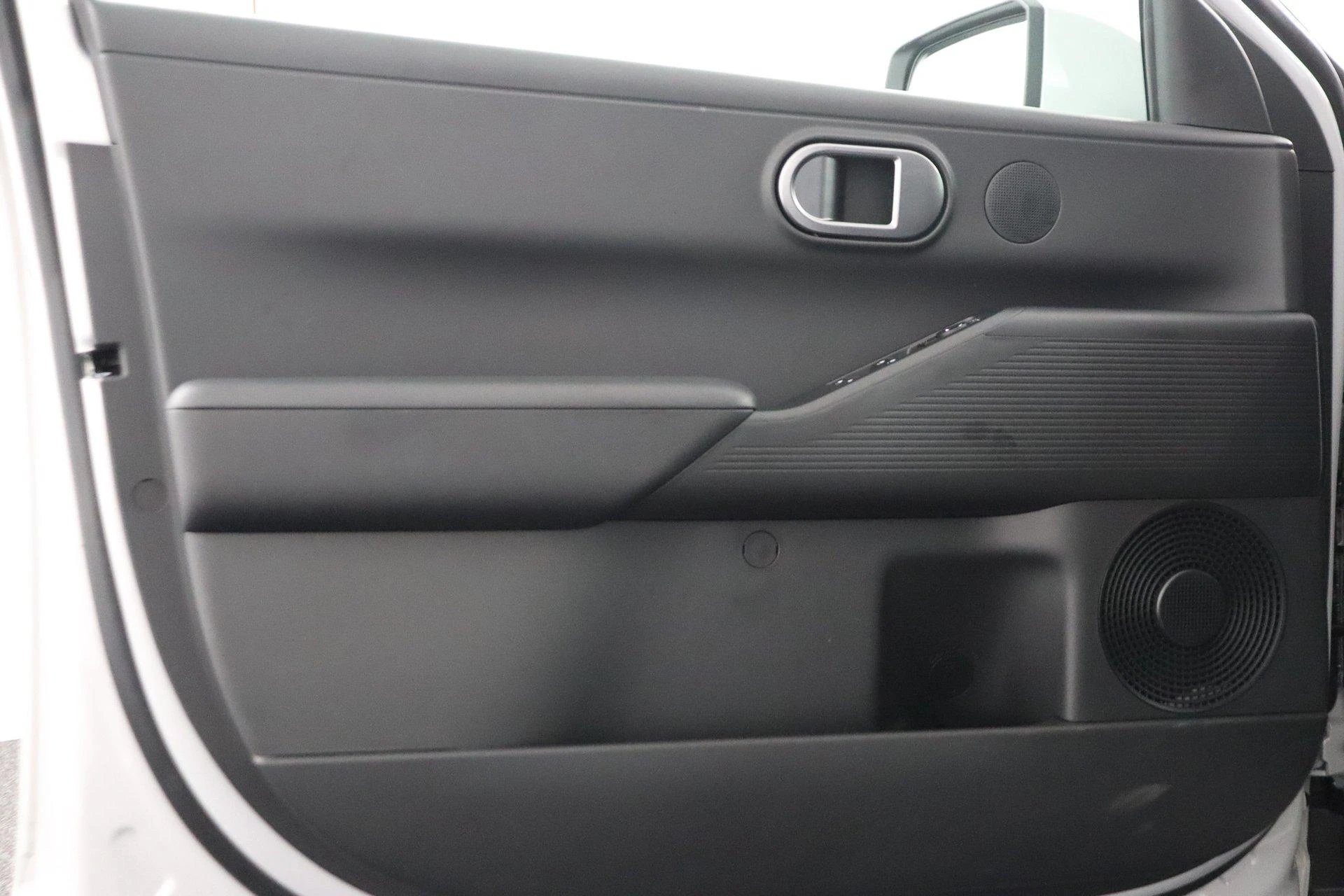 Hyundai-IONIQ 3-image-36