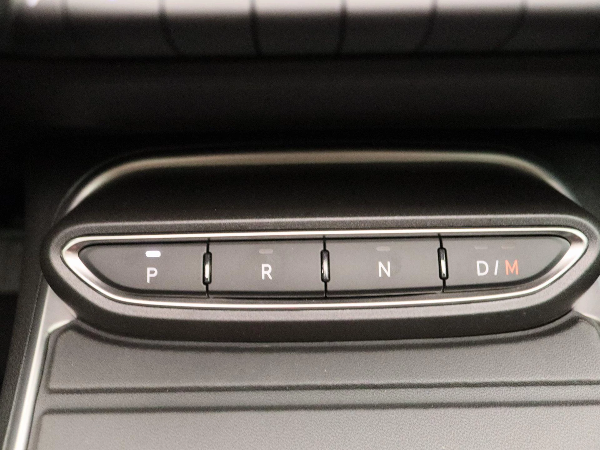 Jeep Avenger 1.2 e-Hybrid Summit