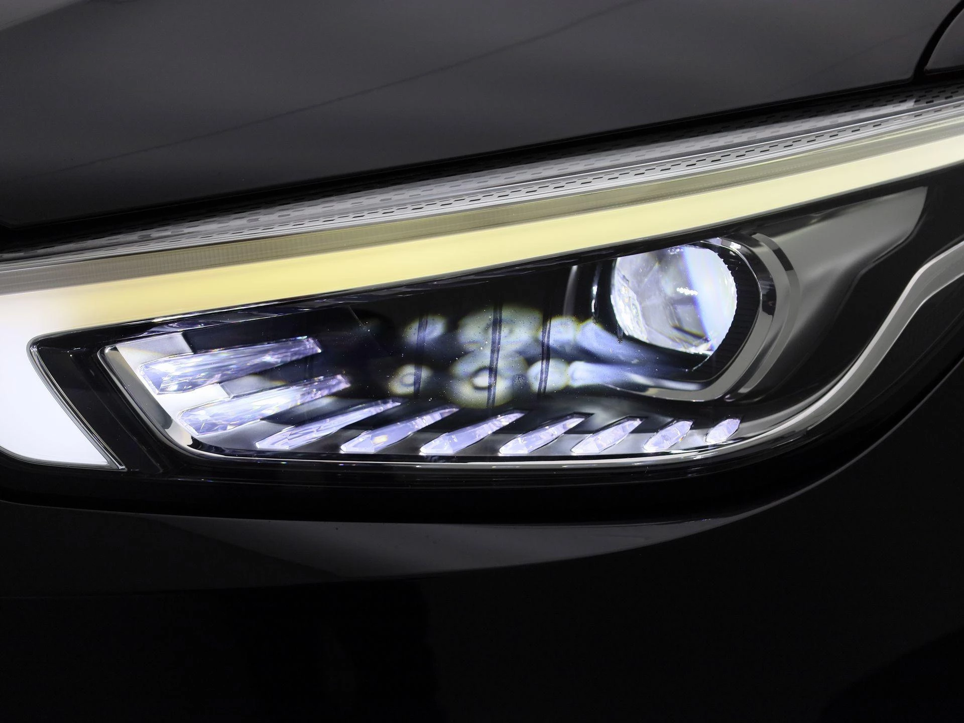 MG ZS EV Standard Range Luxury 50 kWh