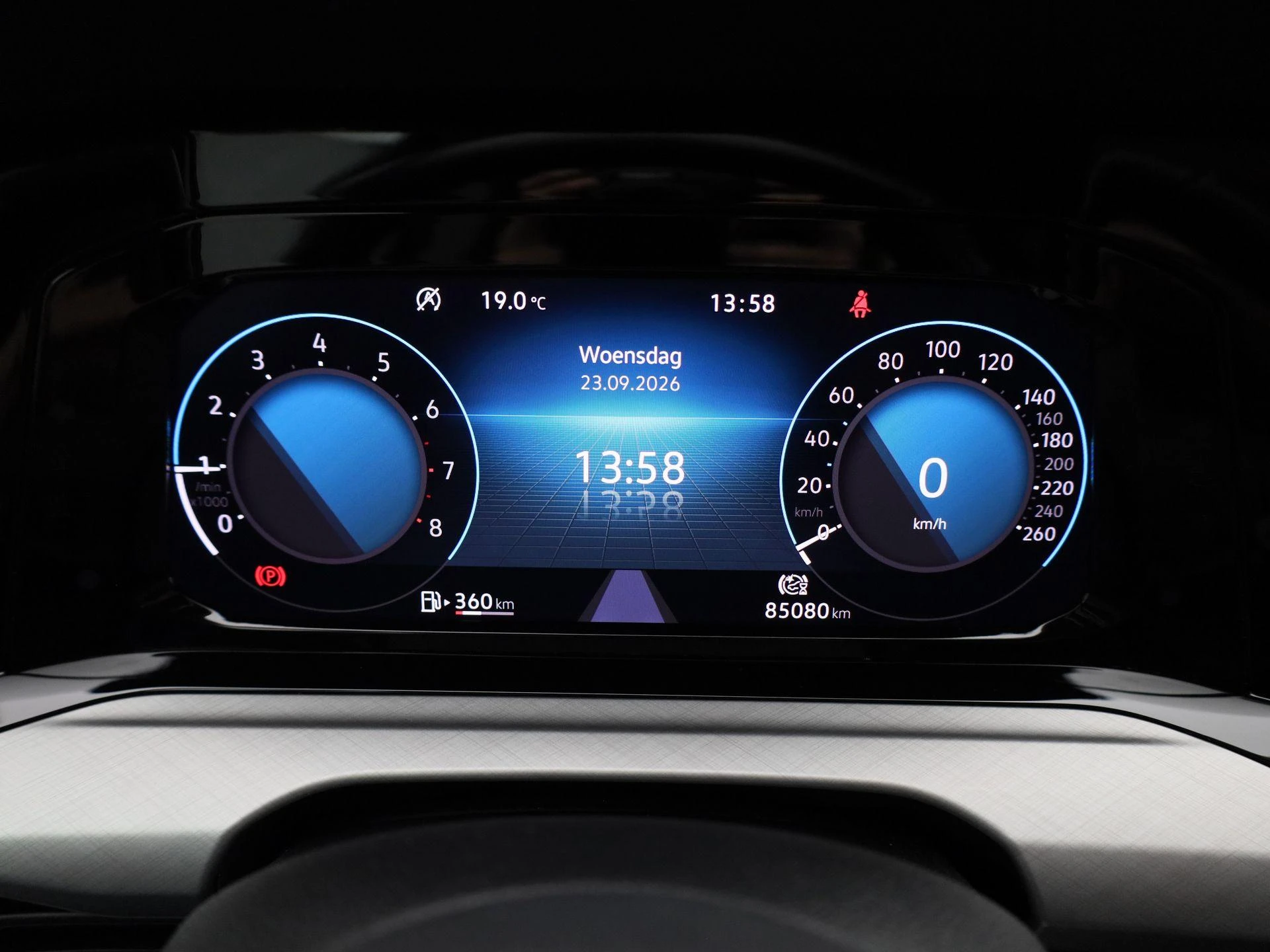 Volkswagen-Golf-image-15