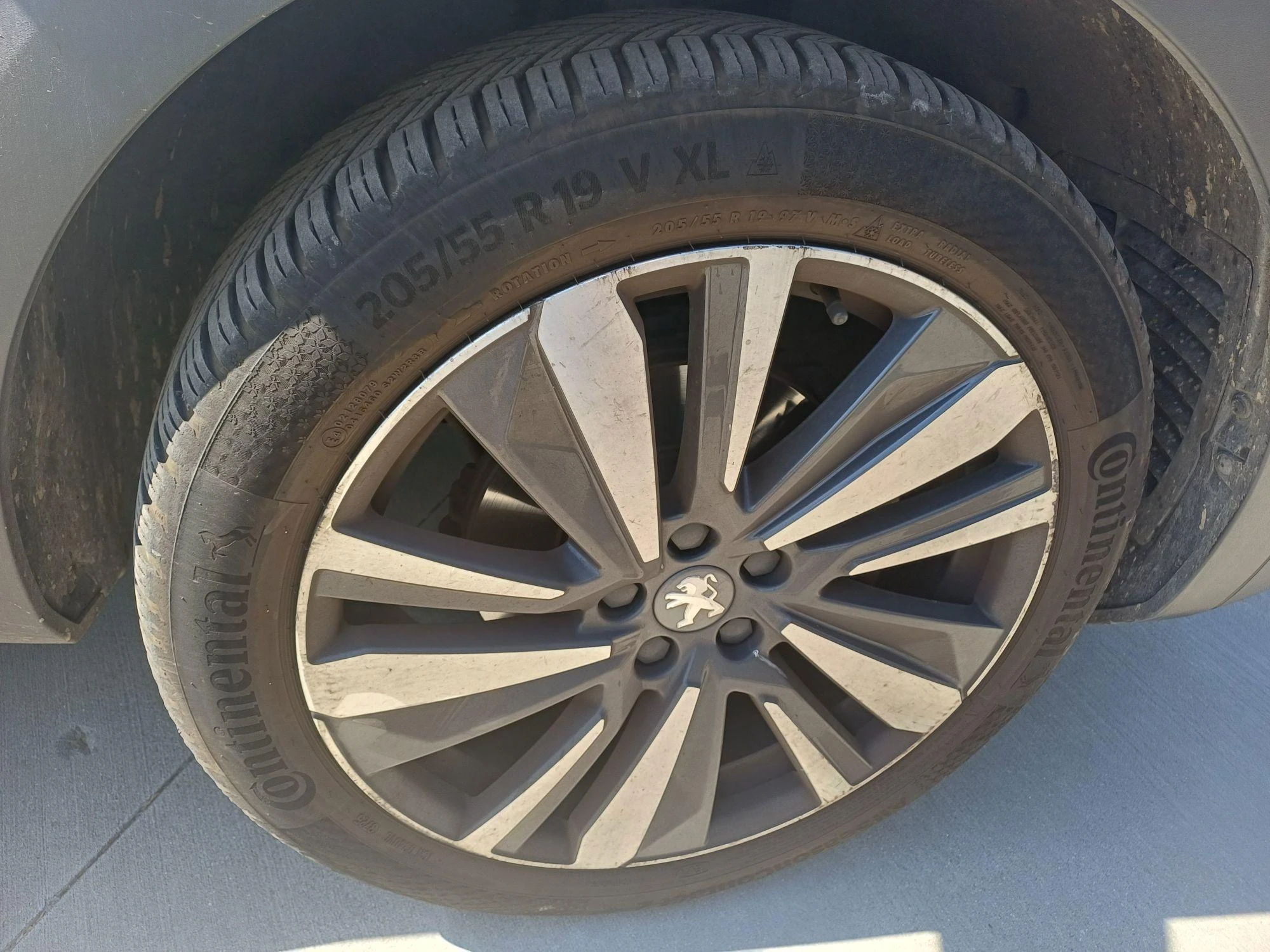 Peugeot-5008-image-19