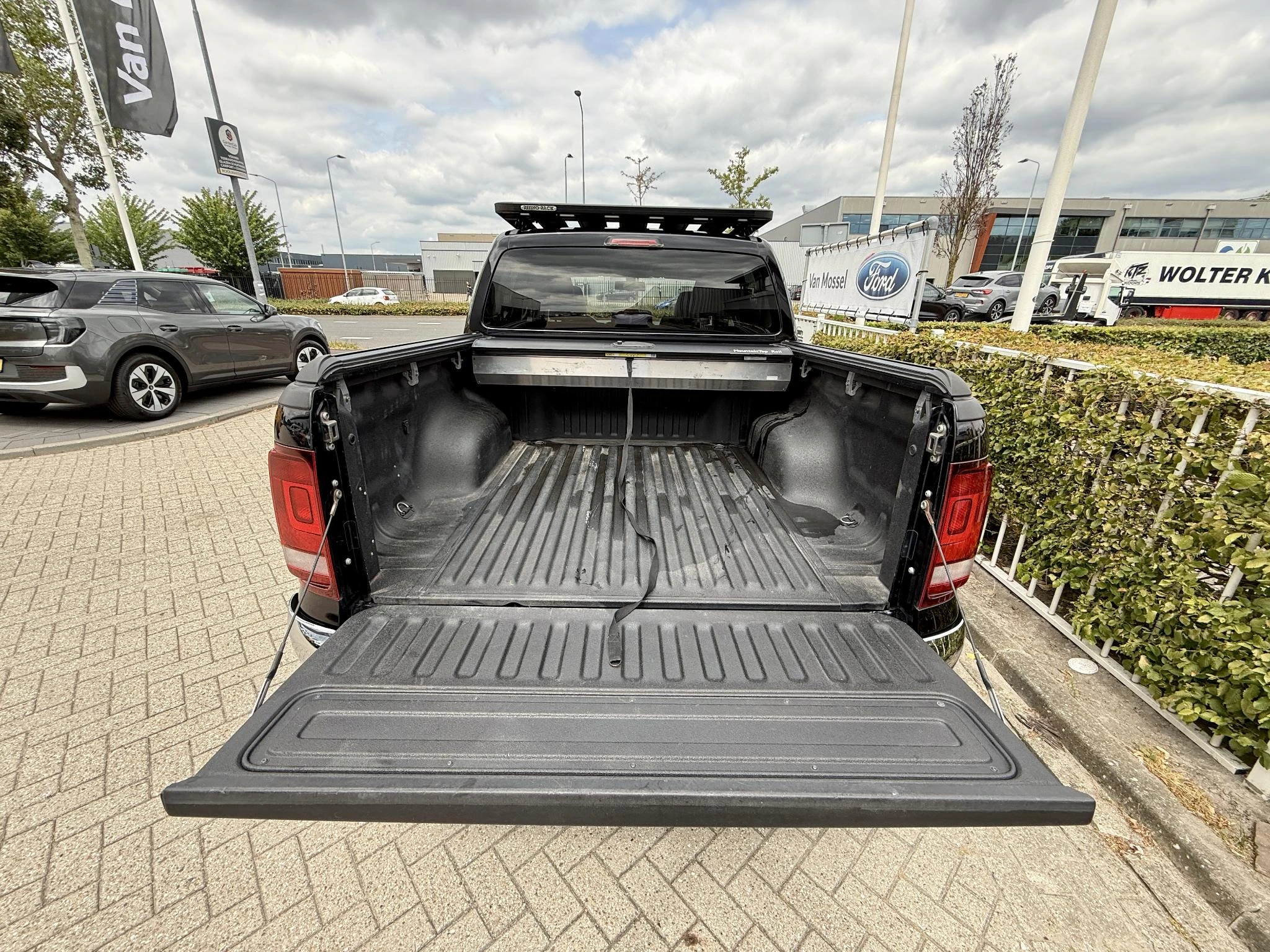 Volkswagen-Amarok-image-10
