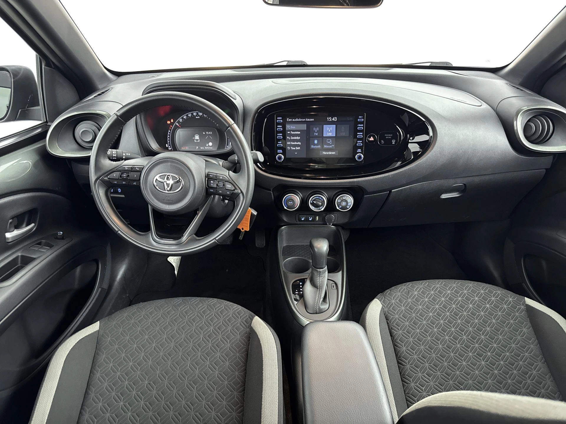 Toyota Aygo X 1.0 VVT-i S-CVT Envy 72PK