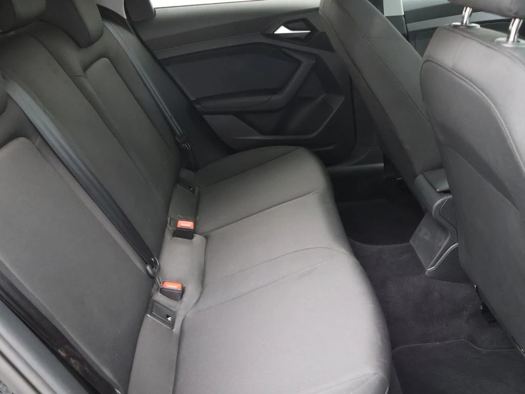 Audi-A1 Sportback-image-10