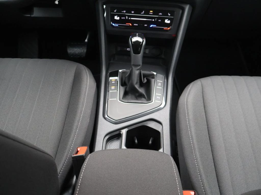 Volkswagen Tiguan Allspace Tiguan Allspace (7p) 1.5TSI Life 150PK *AUTOMAAT*7-ZIT*APP CONNECT*ZETELVERWARMING*BLTH*ADAPTIVE CRUISE*DIGITAL DASHBOARD*...