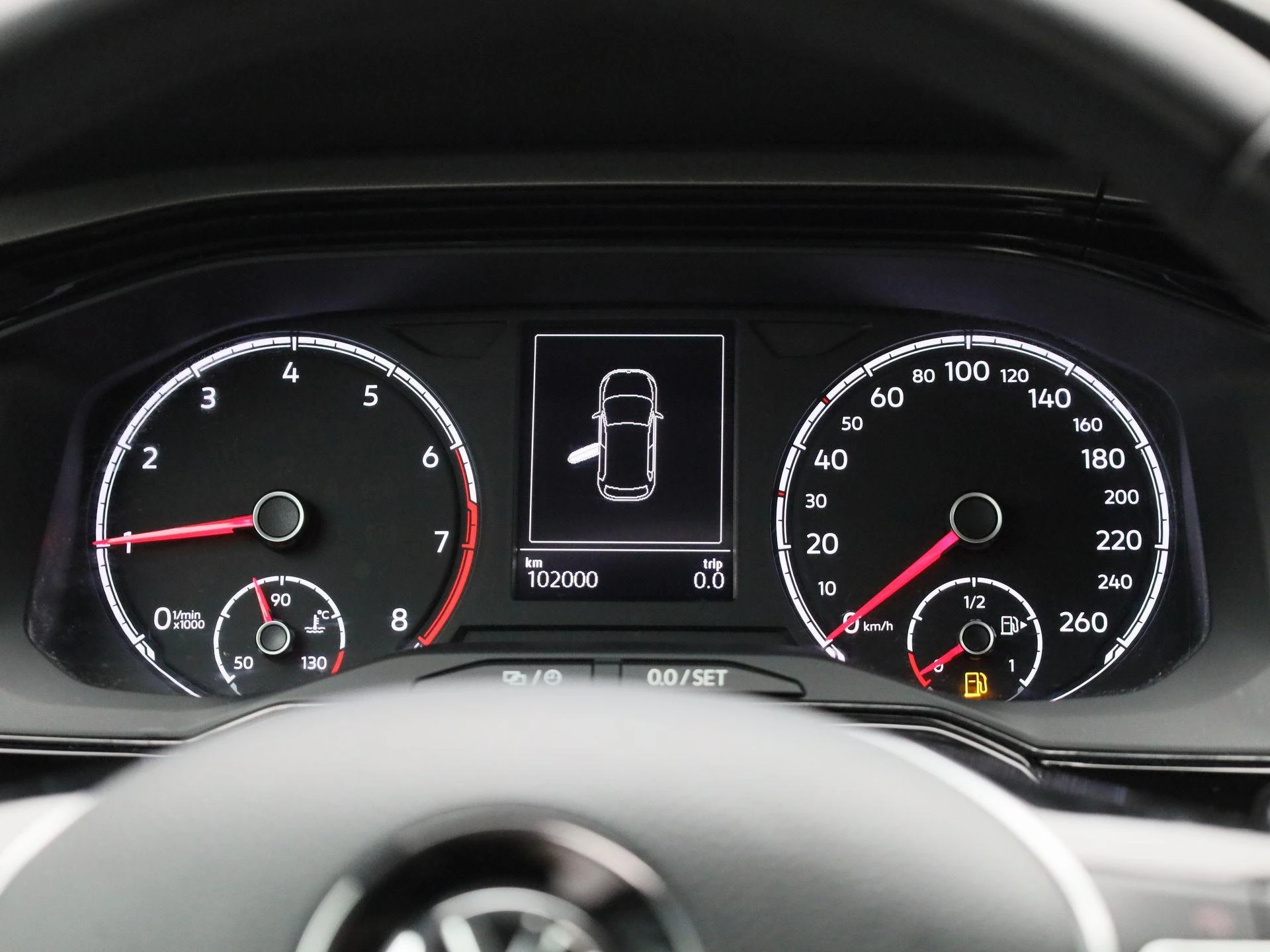 Volkswagen-Polo-image-7